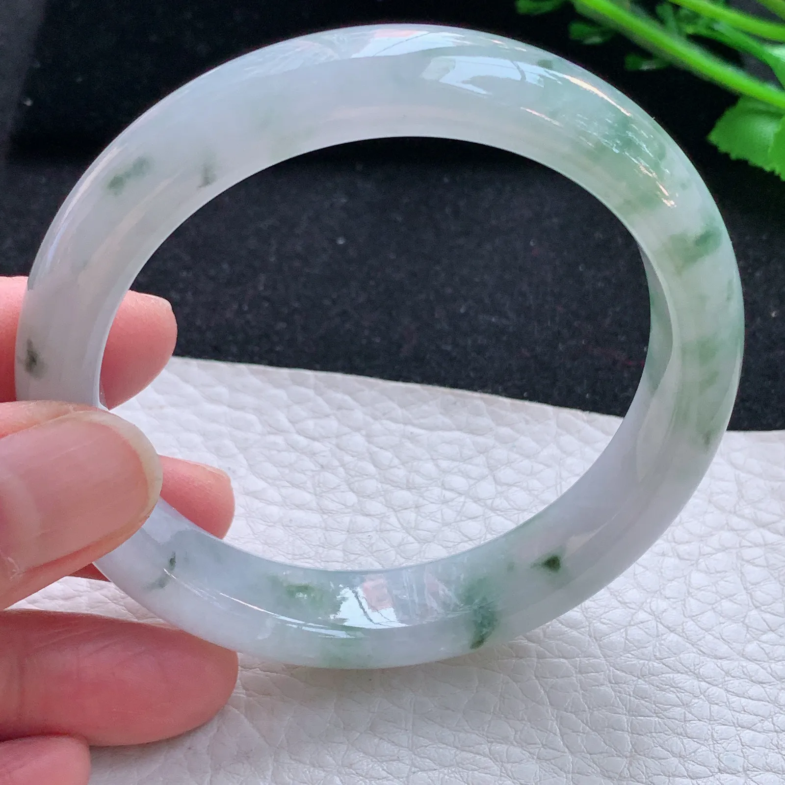 xx自然光58*13*8.5平安镯 缅甸翡翠a货玉手镯冰飘花宽边玉手环