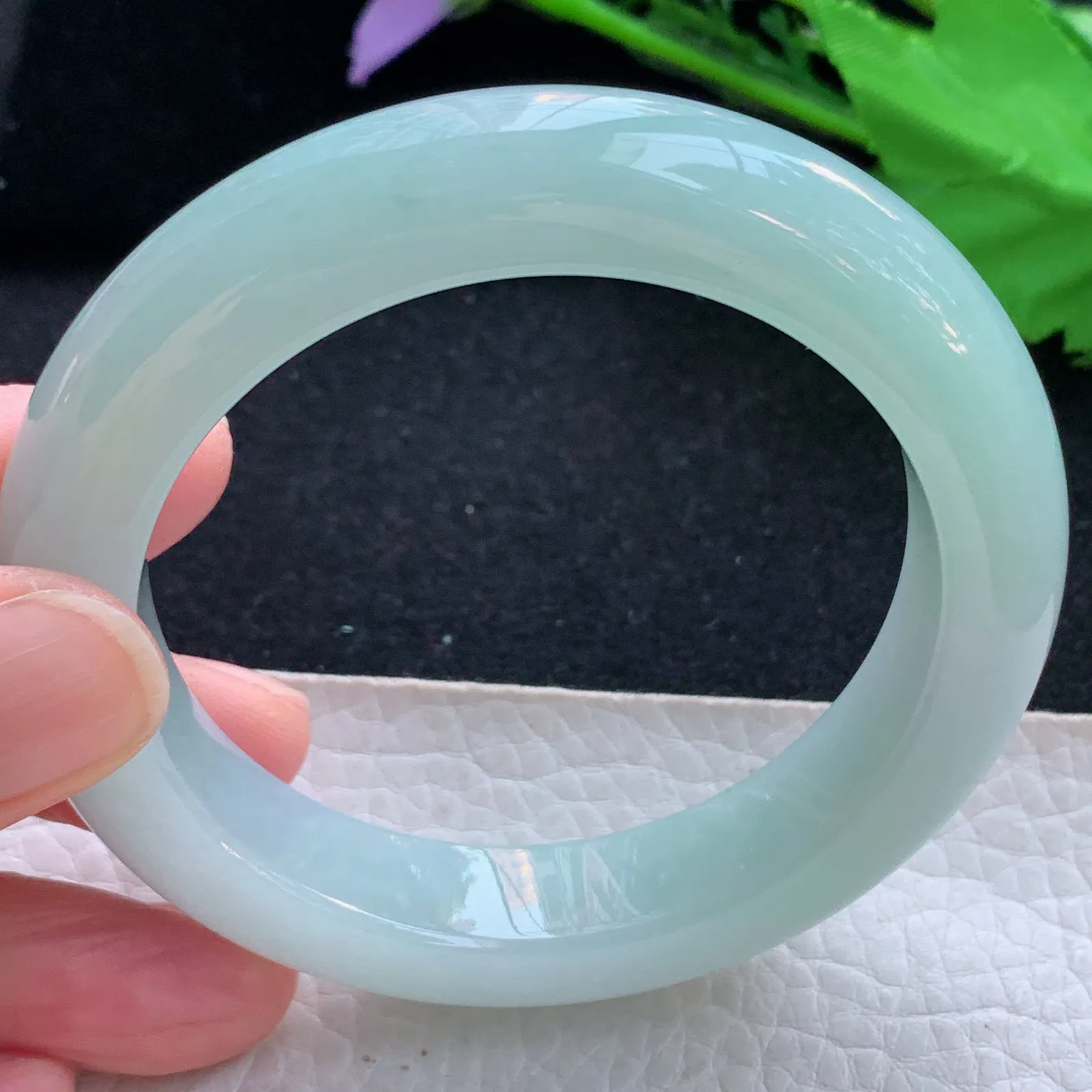 js自然光55*12.8*9.8平安镯 天然缅甸翡翠a货甜绿厚装宽边玉镯子 玉手环