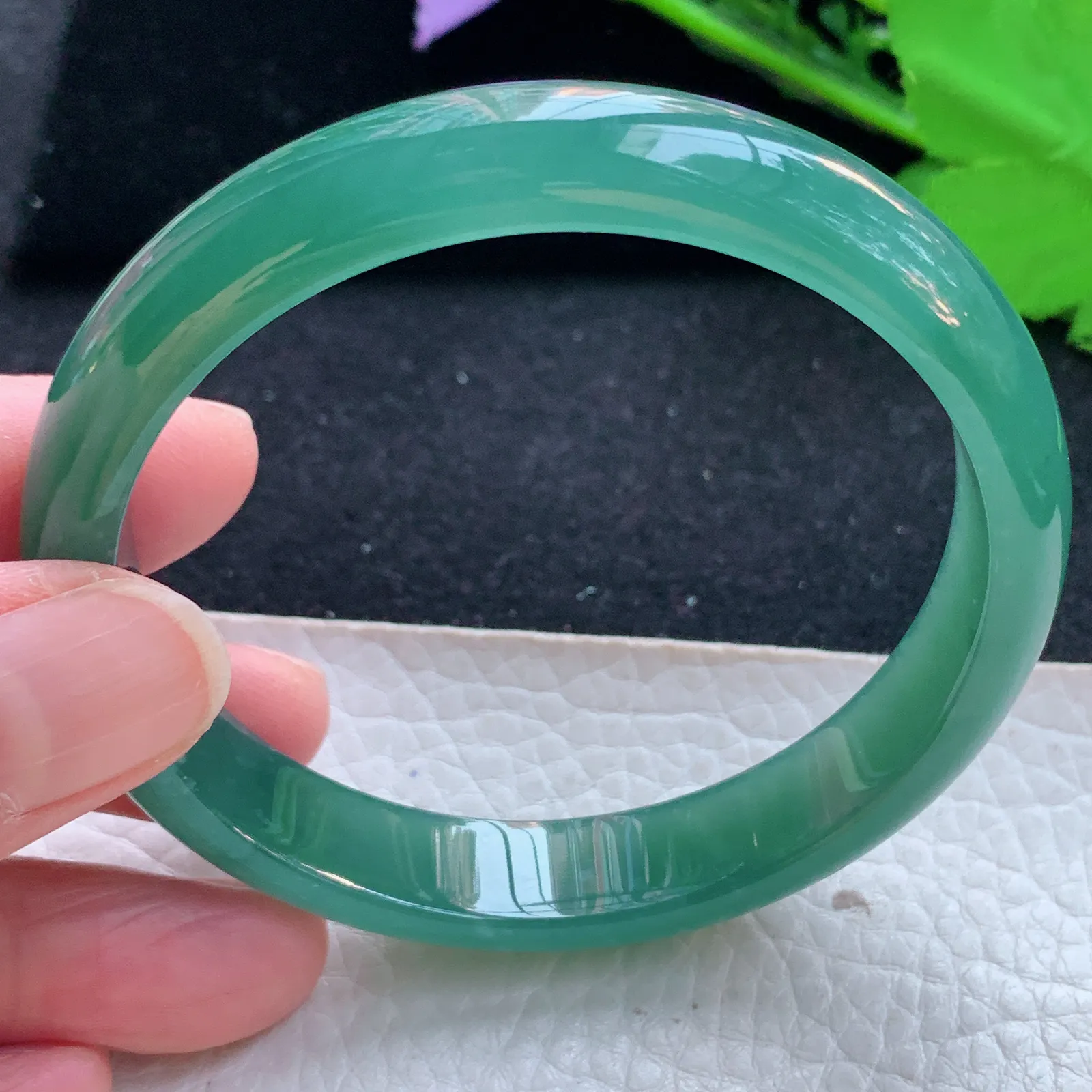 ll大圈口61.5*11*7平安镯 翡翠a货飘冰蓝起光宽边玉镯子 玉手环