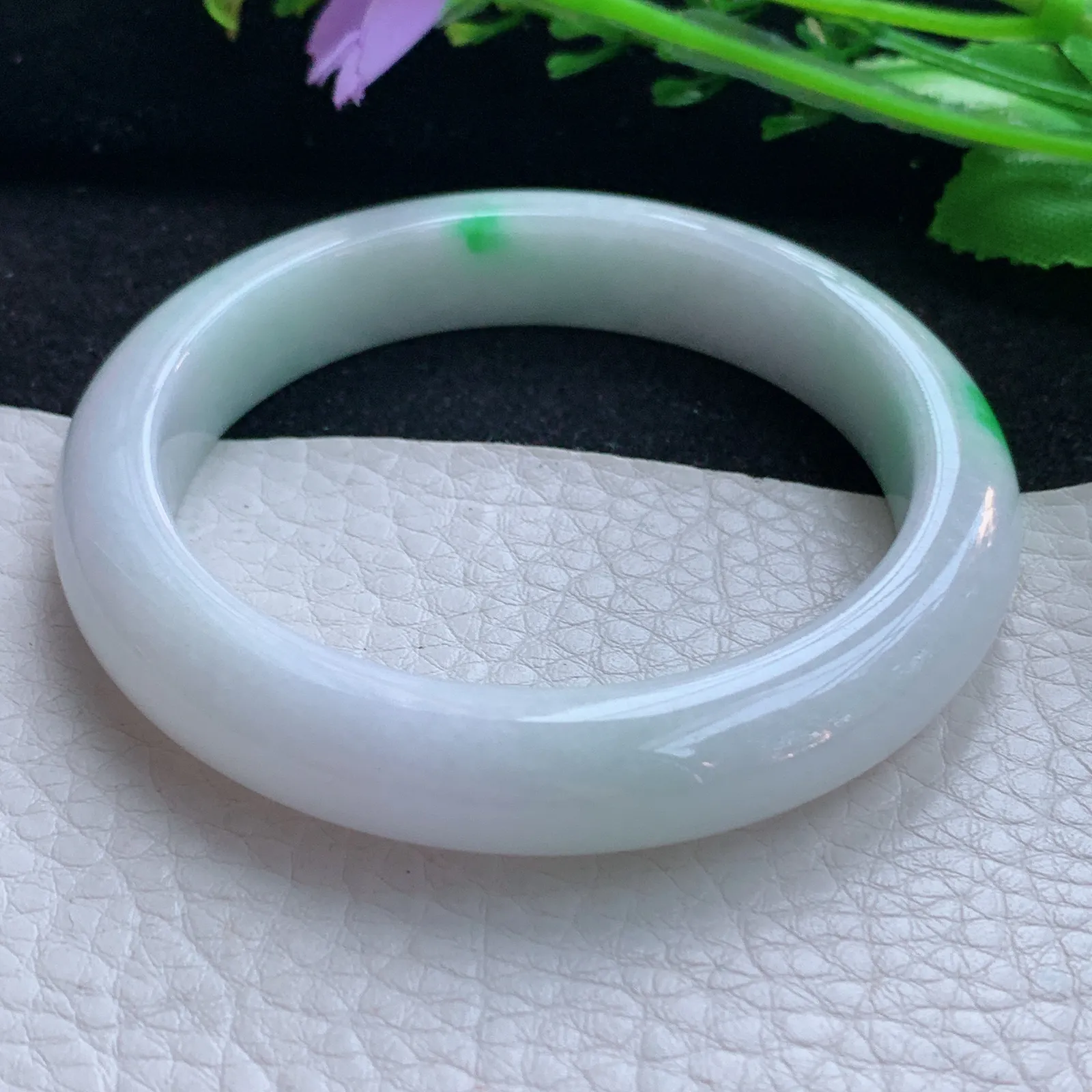 yh自然光55*11.3*8平安镯 翡翠a货玉手镯飘阳绿玉手环 美人镯