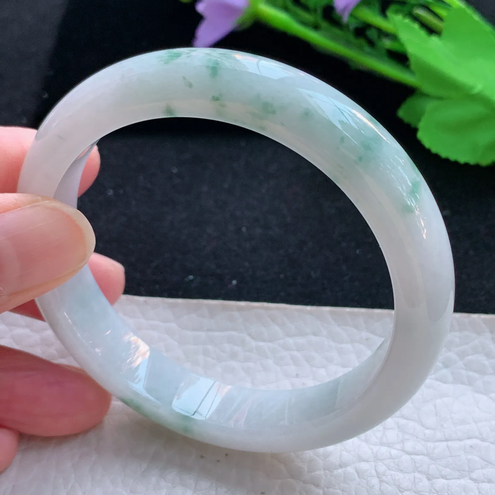 js自然光57*12.5*7.8平安镯 天然缅甸翡翠a货飘花宽边玉镯子 玉手环