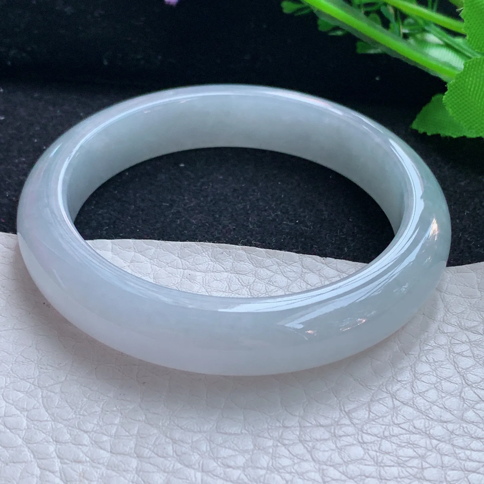 hf自然光55.5*11.8*8.2平安镯 缅甸翡翠a货玉手镯白月光纯纯宽边玉手环