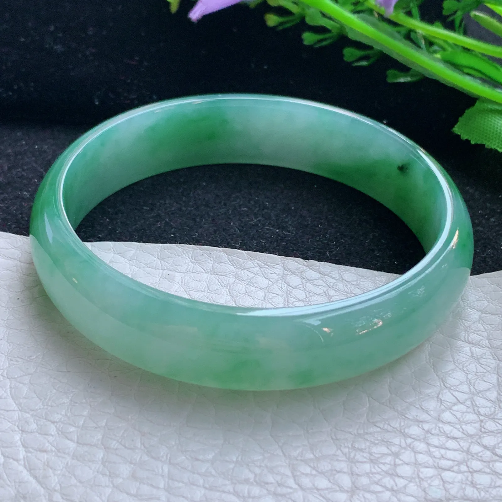 p自然光57*14*6平安镯 缅甸翡翠a货玉手镯冰绿宽边玉手环