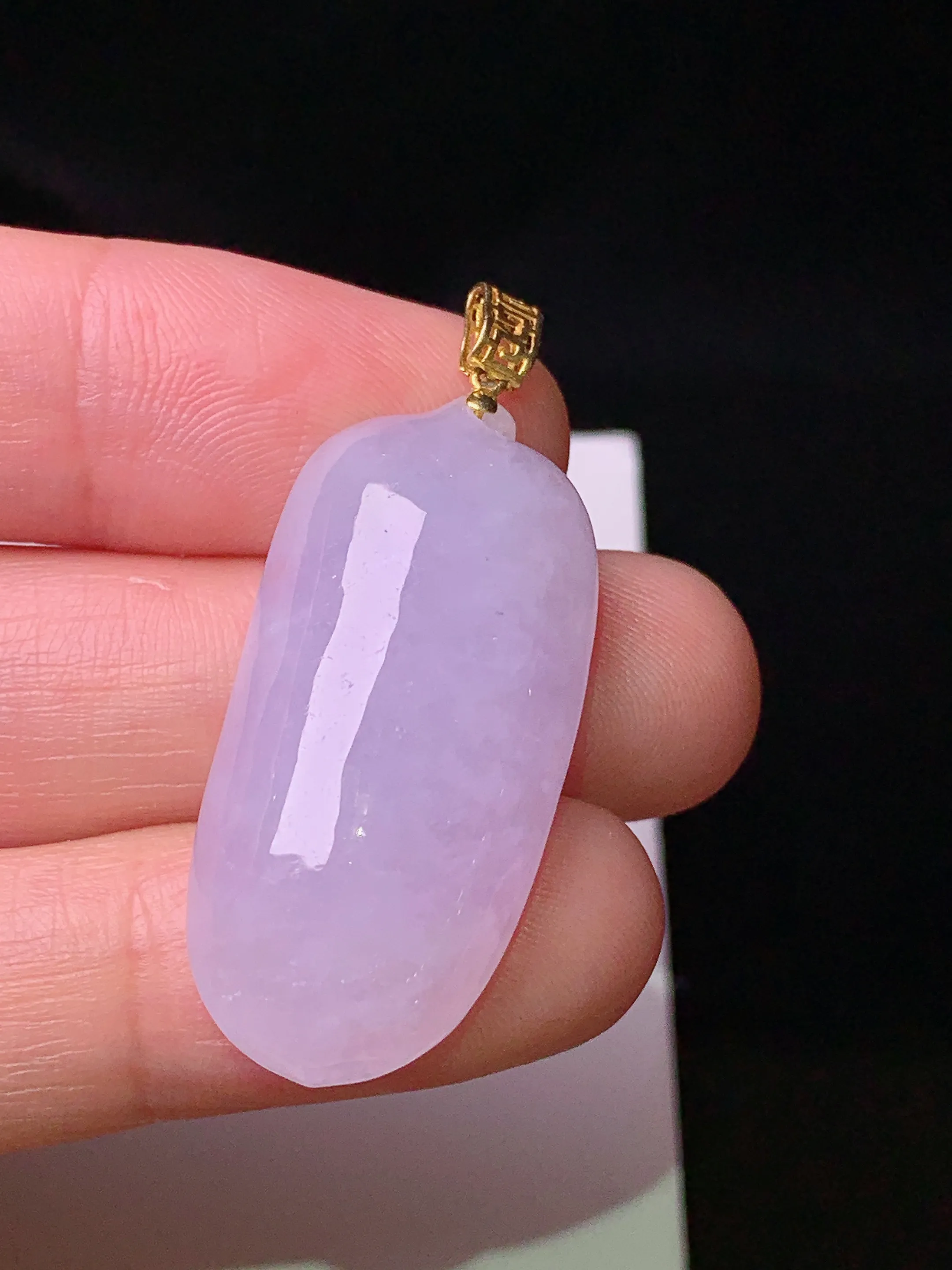 18k金镶嵌紫罗兰福瓜吊坠 玉质细腻 色泽清新艳丽 整体尺寸38.2*15.2*8.3