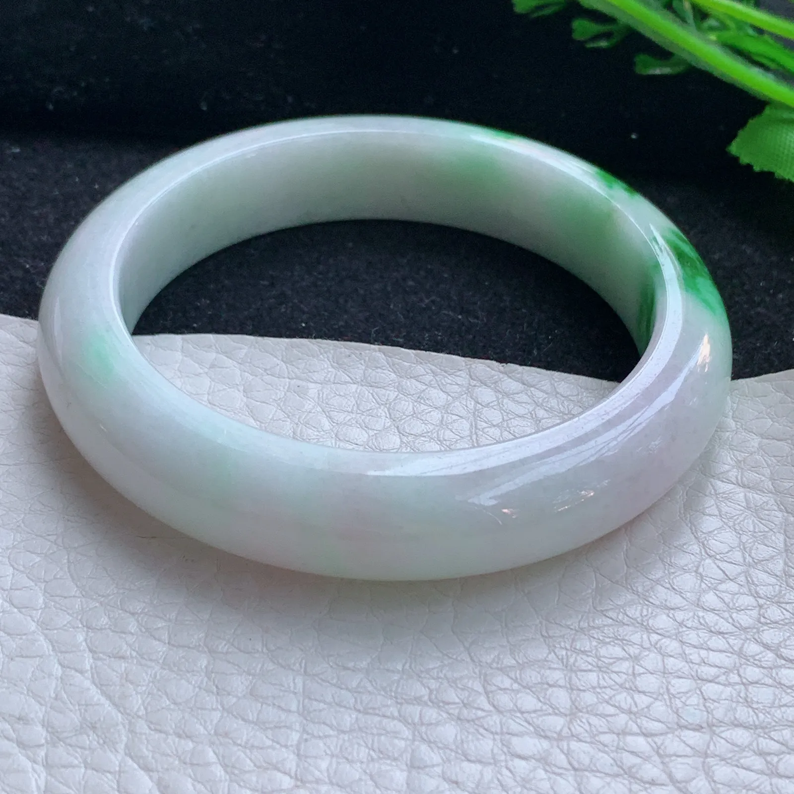 hy自然光57*12.5*8.6平安镯 缅甸翡翠a货玉手镯飘绿花厚装宽边玉手环