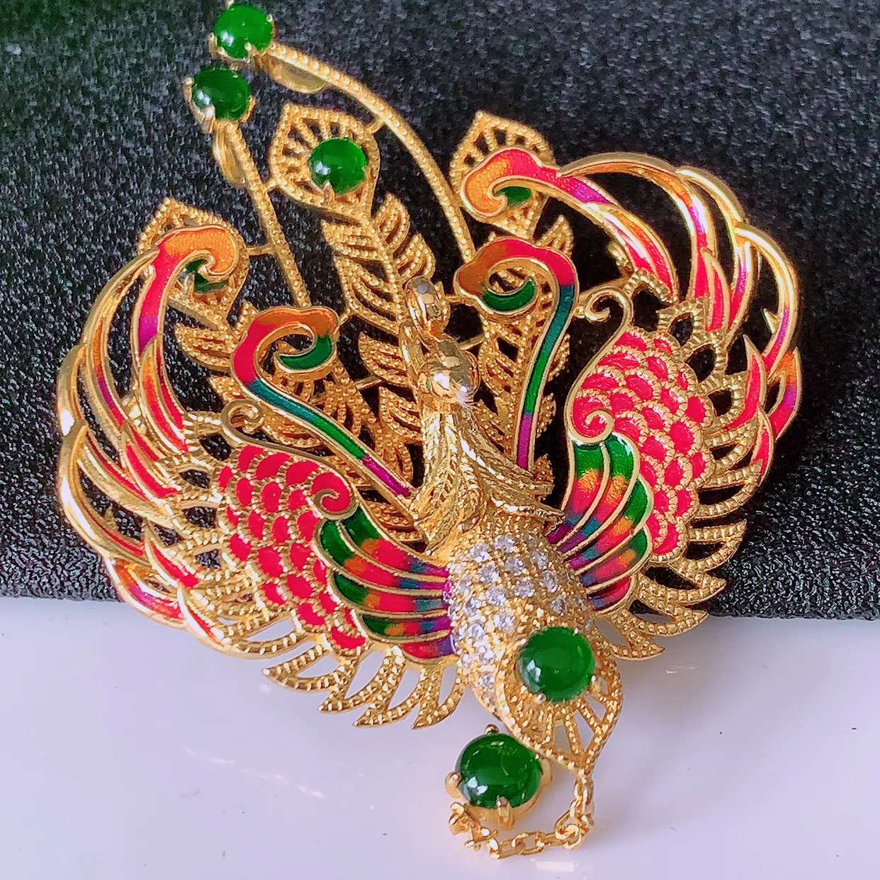 冰透满绿翡翠925银镶嵌凤凰胸针，自然光实拍，翠色灵动，颜色漂亮，种老水足，品相佳，佩戴佳品！#98