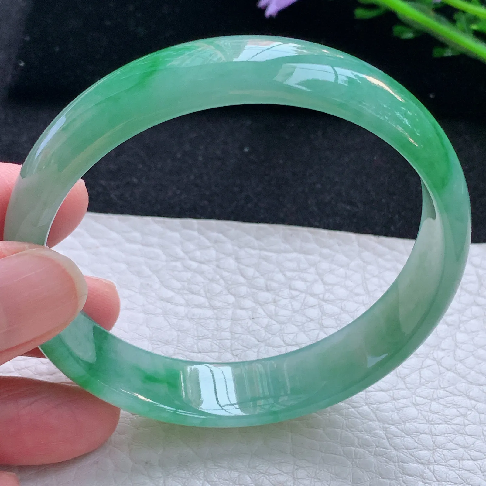 p自然光57*14*6平安镯 缅甸翡翠a货玉手镯冰绿宽边玉手环