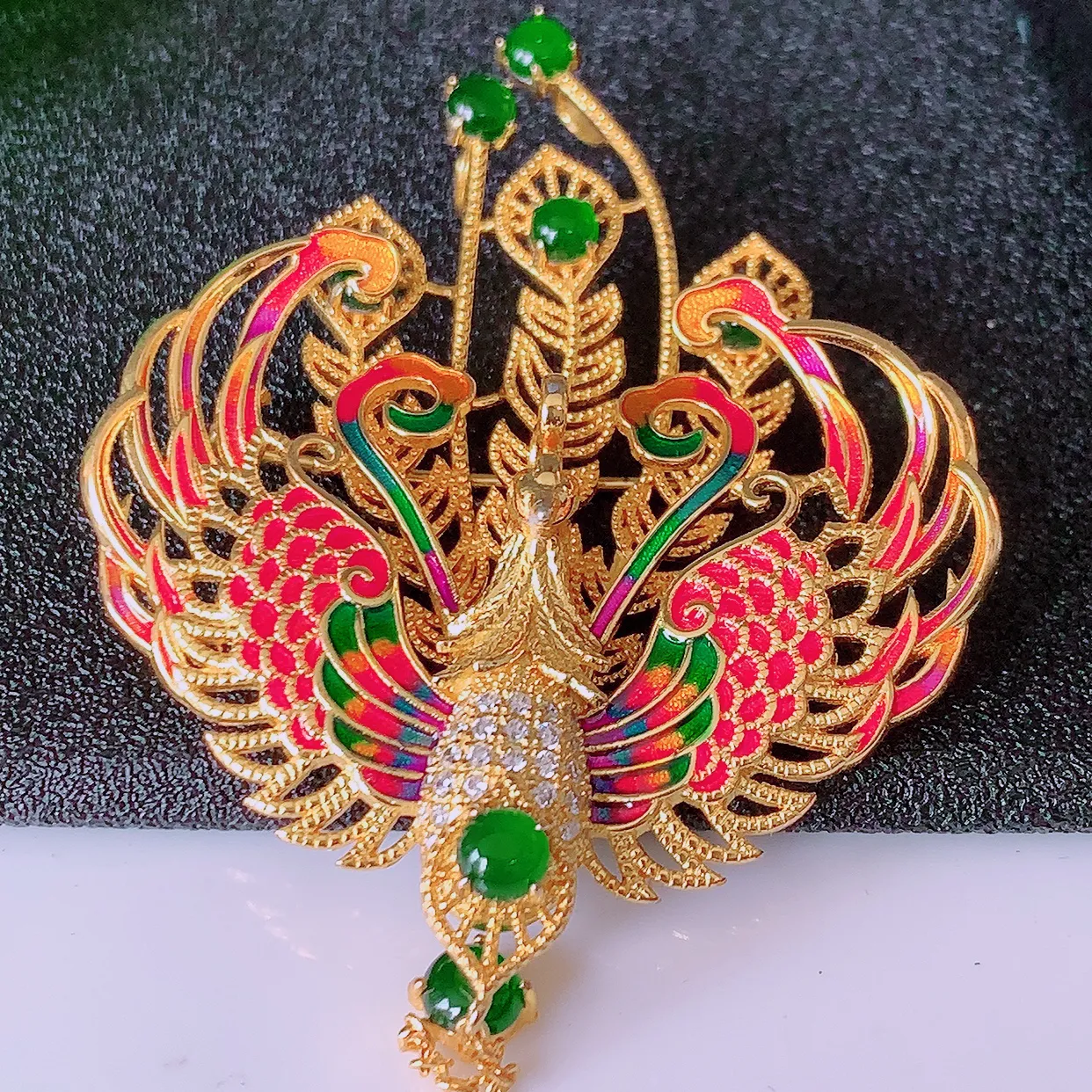 冰透满绿翡翠925银镶嵌凤凰胸针，自然光实拍，翠色灵动，颜色漂亮，种老水足，品相佳，佩戴佳品！#98.22整体77*43.5*12.5裸裸3.5*3.5