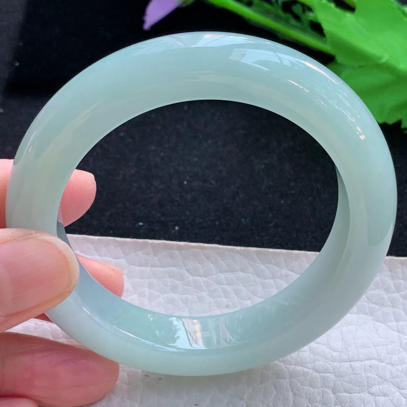 js自然光55*12.8*9.8平安镯 天然缅甸翡翠a货甜绿厚装宽边玉镯子 玉手环