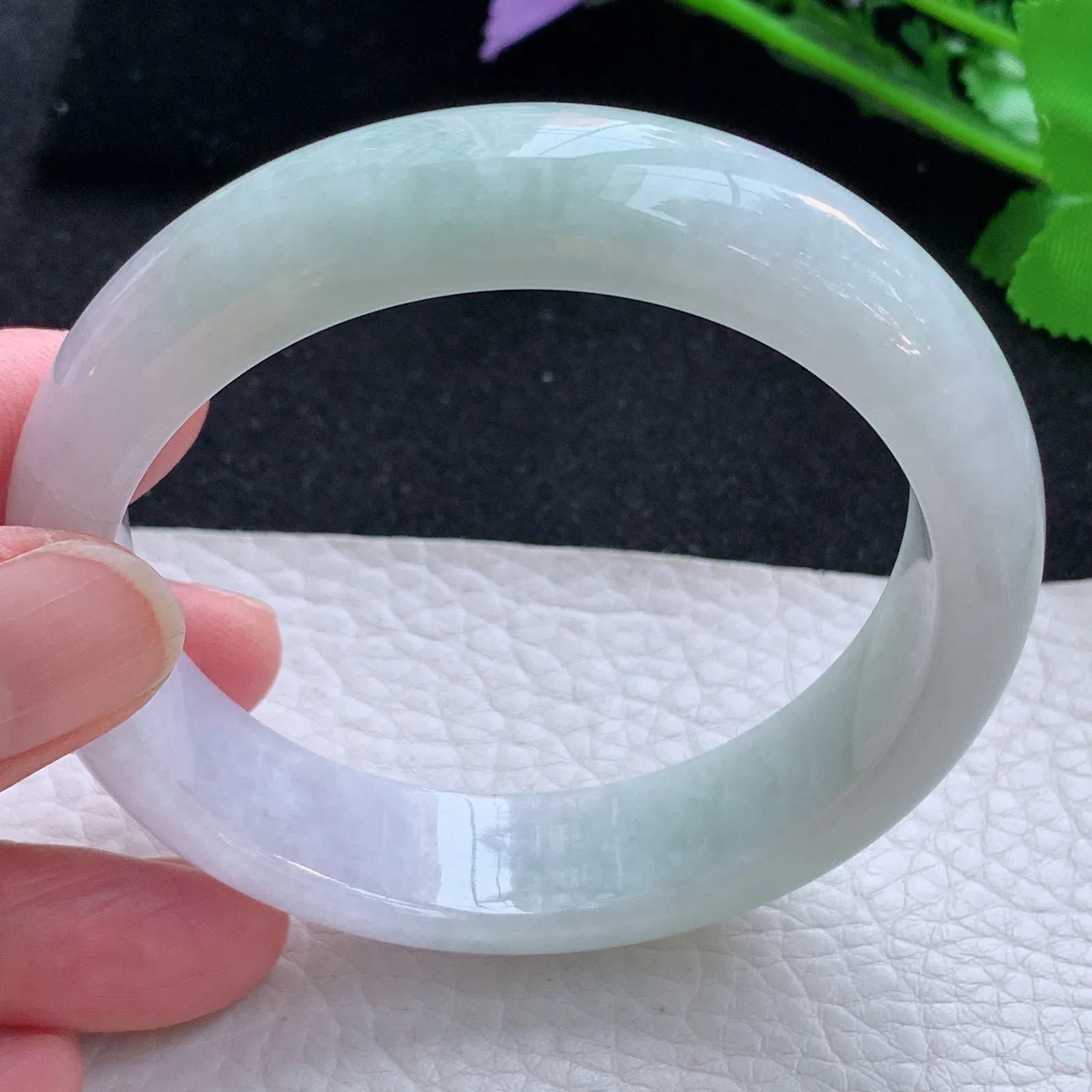 zjf自然光57.5*15*8.2轮胎镯 缅甸翡翠a货玉手镯淡春带彩宽边玉手环