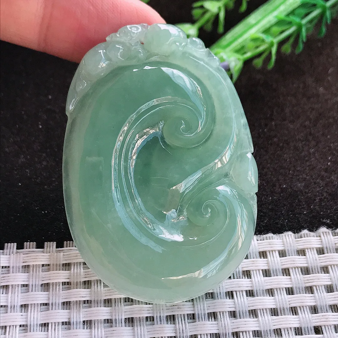 天然a货翡翠56.3/39.5/5.8老坑冰润起胶满色如意吊坠翡翠玉挂件