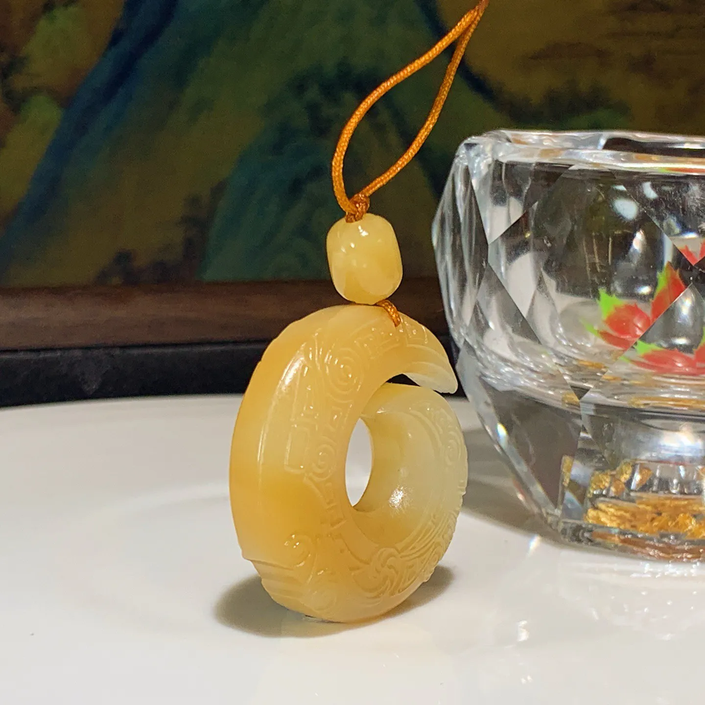 新疆和田玉且末糖时来运转挂件。尺寸32/10重17.2克。玉质细腻油润。手推出油。品相大气。lt251125