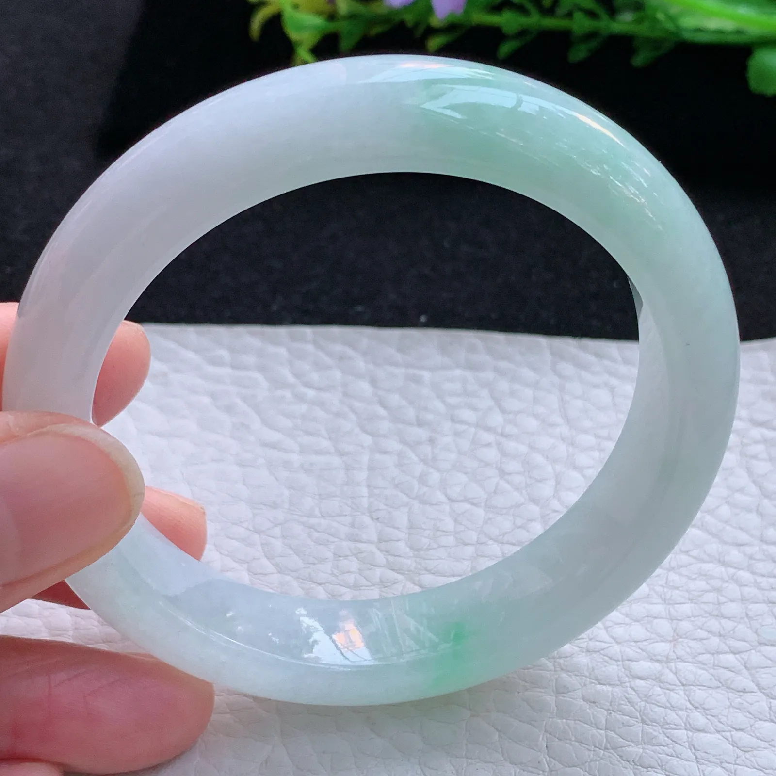 ay自然光56.5*12.8*8.5平安镯 缅甸翡翠a货玉手镯清新宽边玉手环