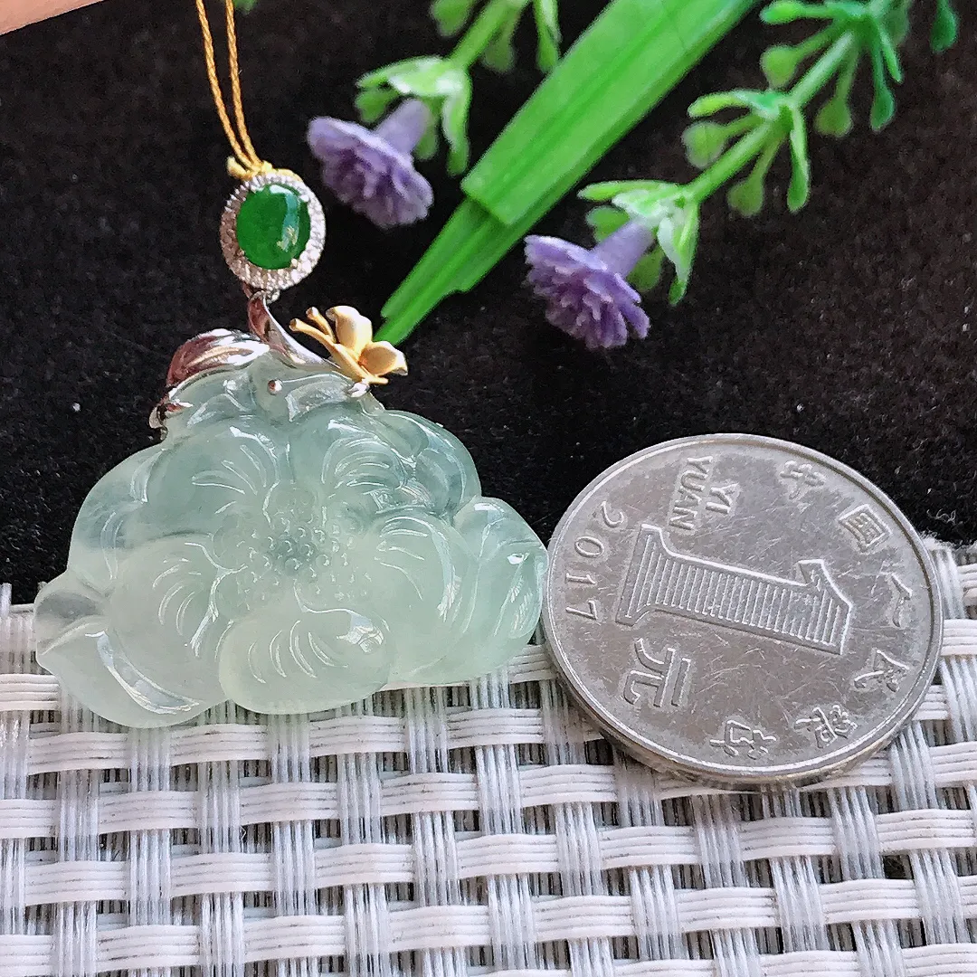 天然a货翡翠21/31/6.1老坑18k金镶嵌冰晴绿莲花吊坠翡翠玉挂件