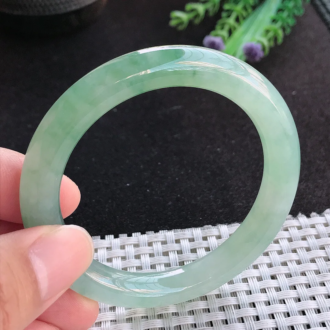 天然a货翡翠52.5/9.3/9.2老坑冰胶果冻冰晴绿圆条手镯小圈口玉手镯