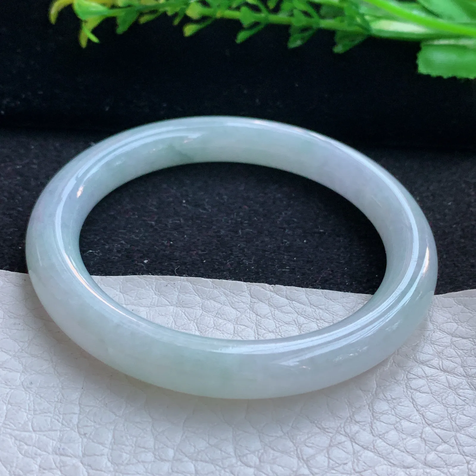 n小圈口51.5*8.5*8.2叮当镯 缅甸翡翠a货玉手镯浅绿圆条玉手环 美人镯