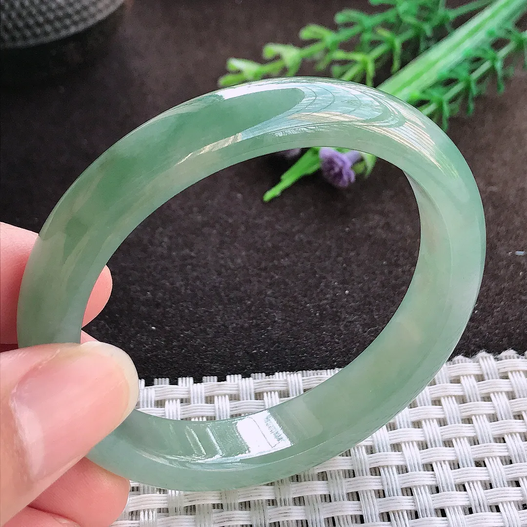 天然a货翡翠53.5/48/12/7.5老坑冰胶水灵满色油绿贵妃手镯玉手镯