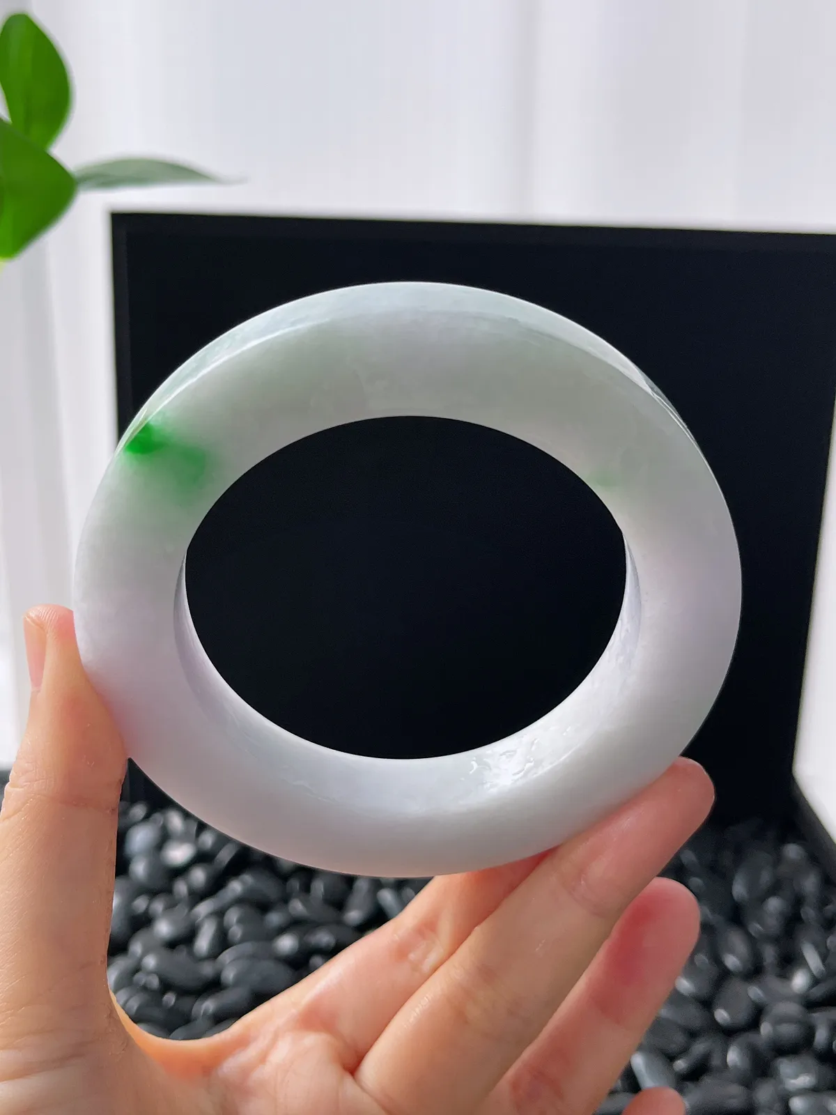 翡翠镯饼，⭕️正圈最大做70，圆条最大做66；最小做60.7