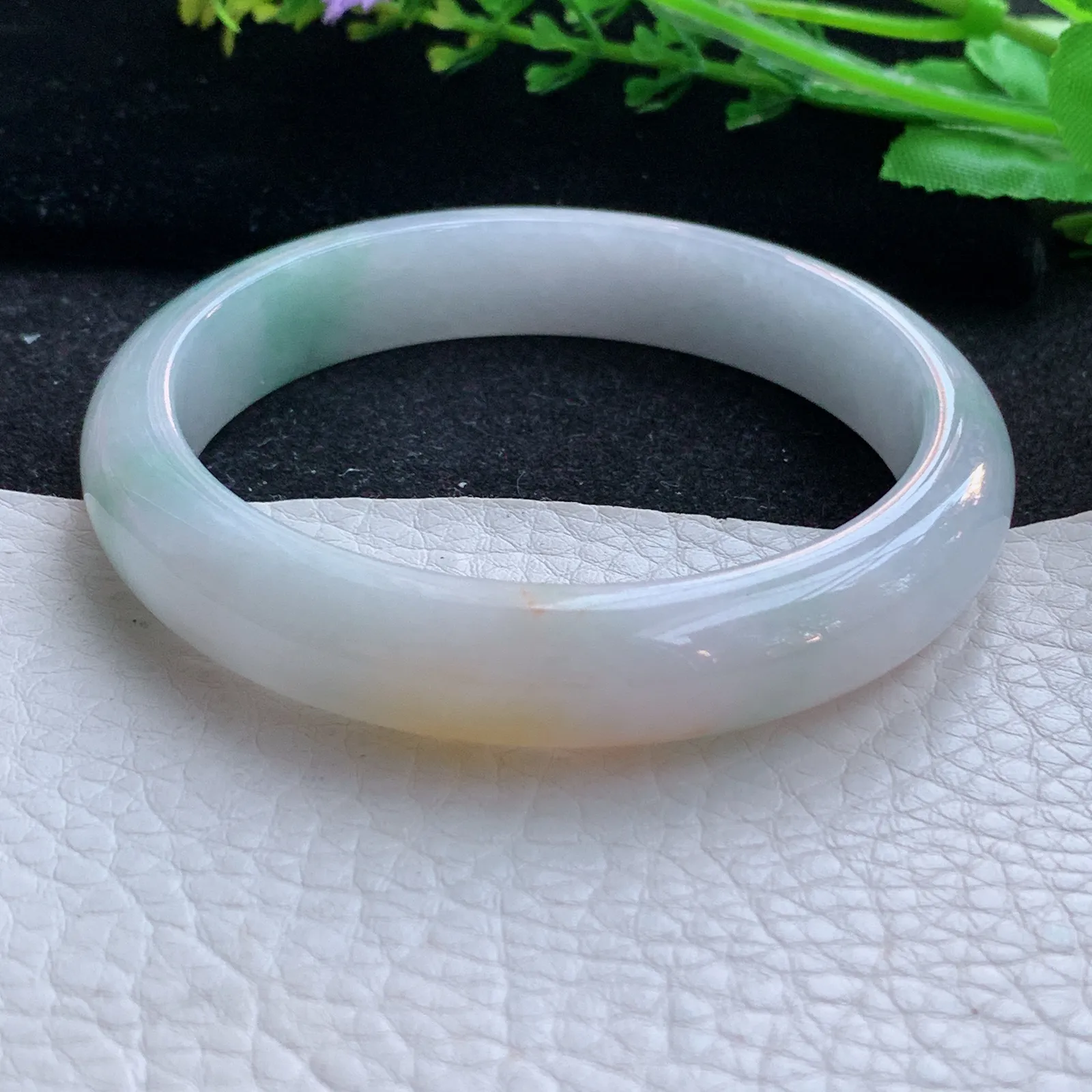 xc自然光58*12*7.6平安镯 缅甸翡翠a货玉手镯三彩秀气宽边玉手环