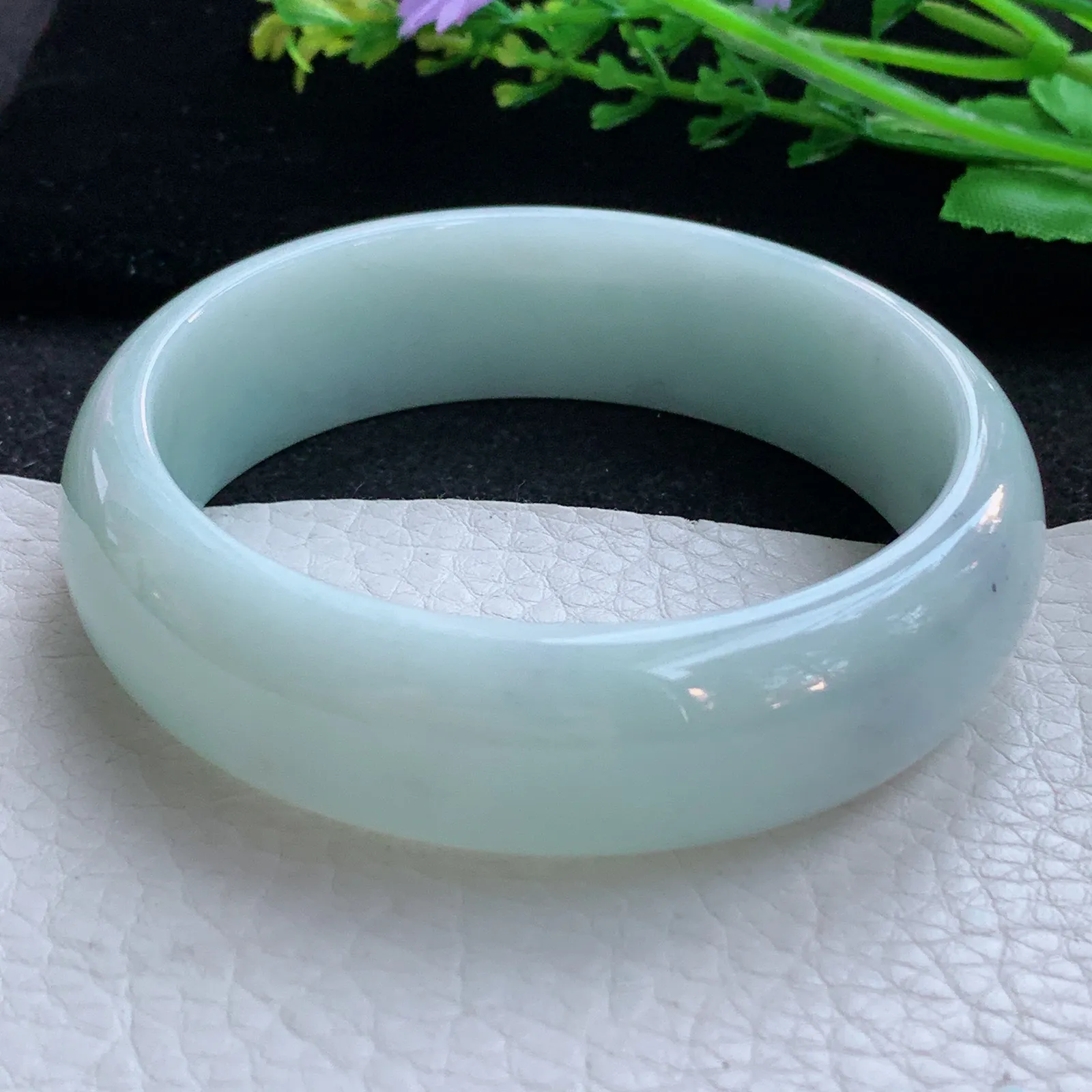 hy大圈口61.5*18.5*7.6轮胎镯 缅甸翡翠a货玉手镯浅绿大气宽边玉手环