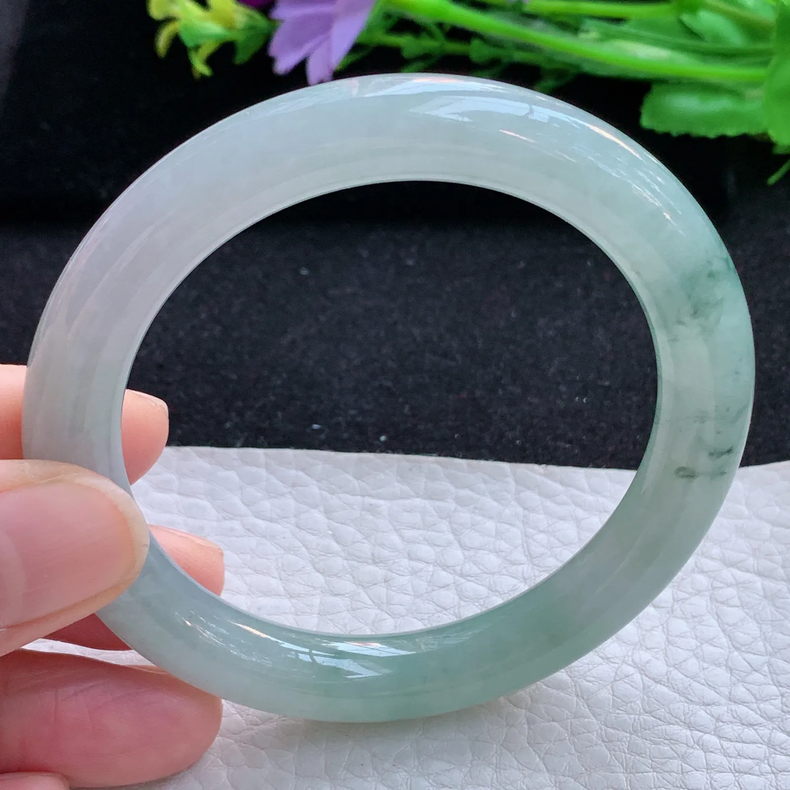 xx自然光55*9.5美人镯 缅甸翡翠a货玉手镯冰飘花圆条玉手环