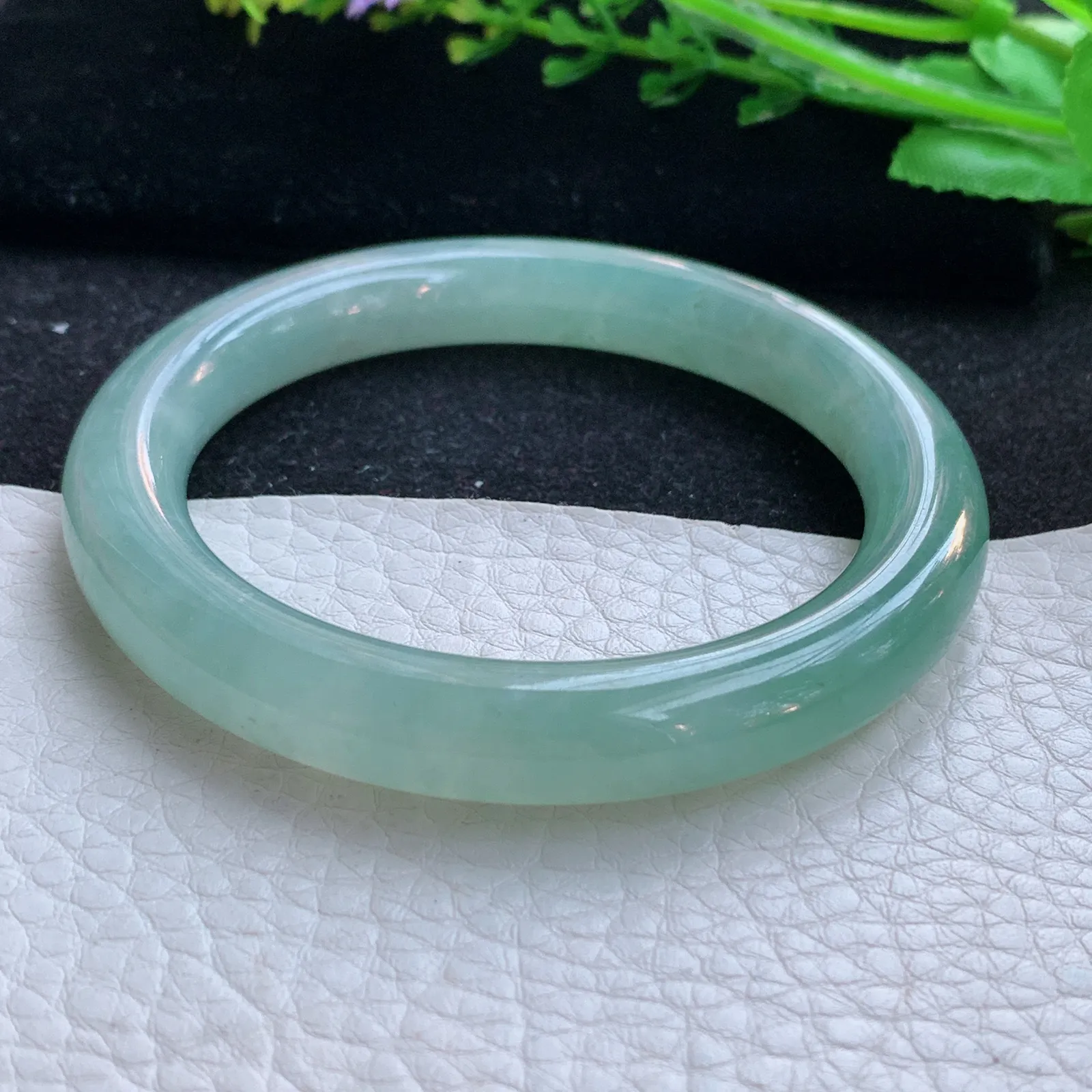 xc自然光54*9.6叮当镯 缅甸翡翠a货玉手镯冰晴秀气圆条玉手环