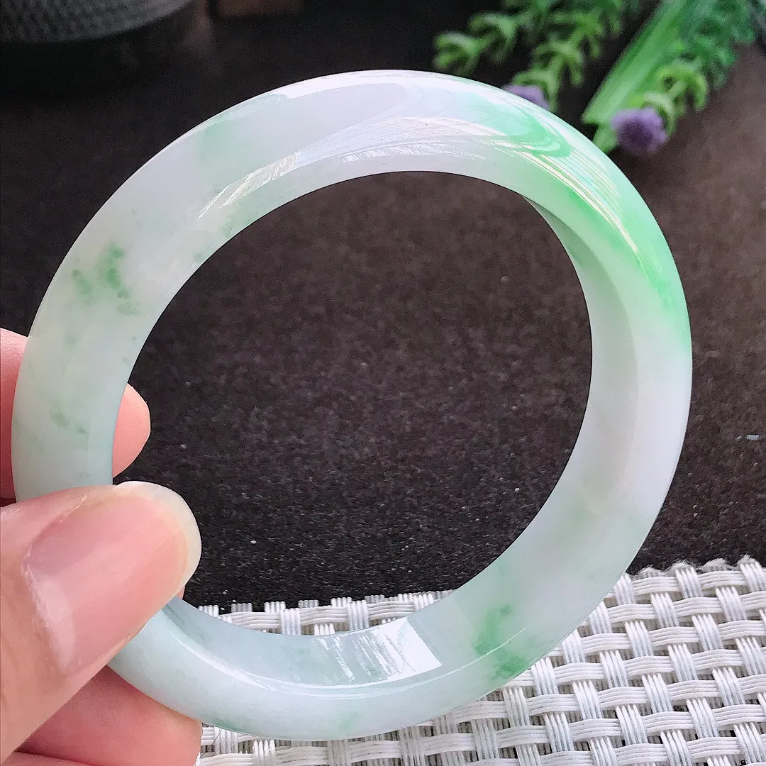 天然a货翡翠56.5/12.6/8.4老坑冰胶果冻飘绿手镯宽边玉手镯