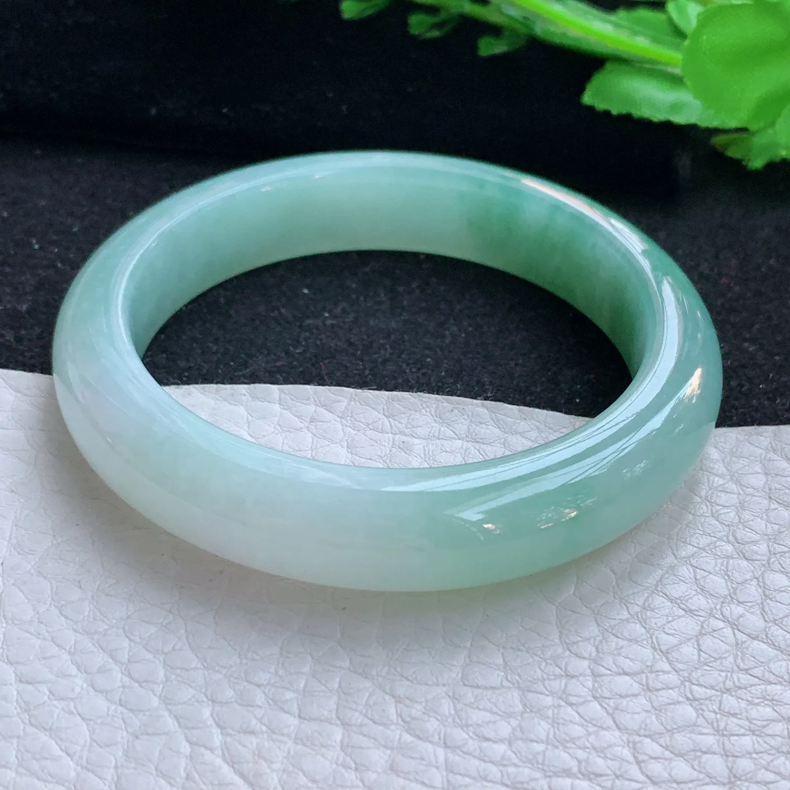 yh自然光54*12.3*9招财镯 缅甸翡翠a货玉手镯半山水秀气宽边玉手环 美人镯