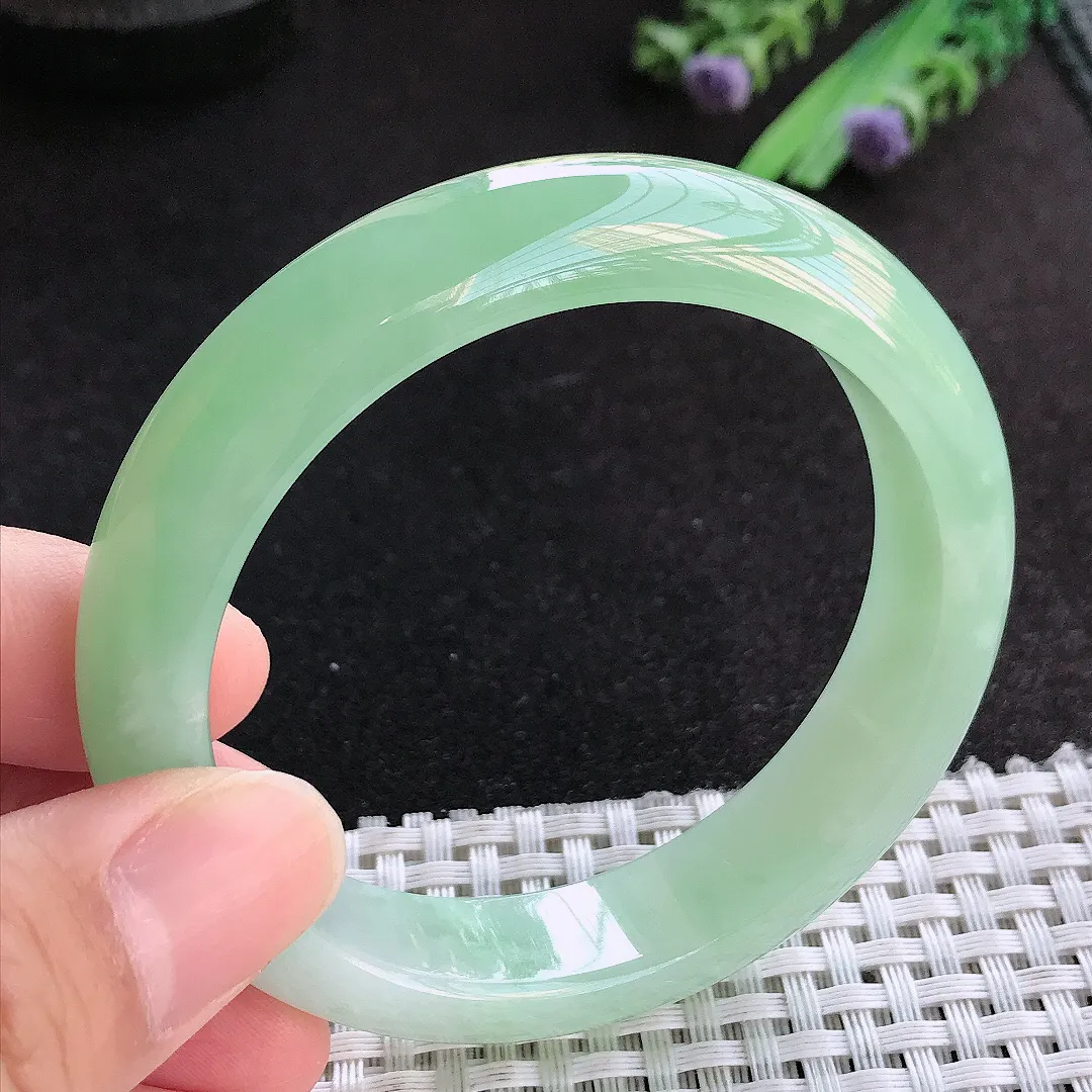 天然a货翡翠55/12.8/8.3老坑冰胶果冻冰晴满绿甜绿手镯宽边玉手镯