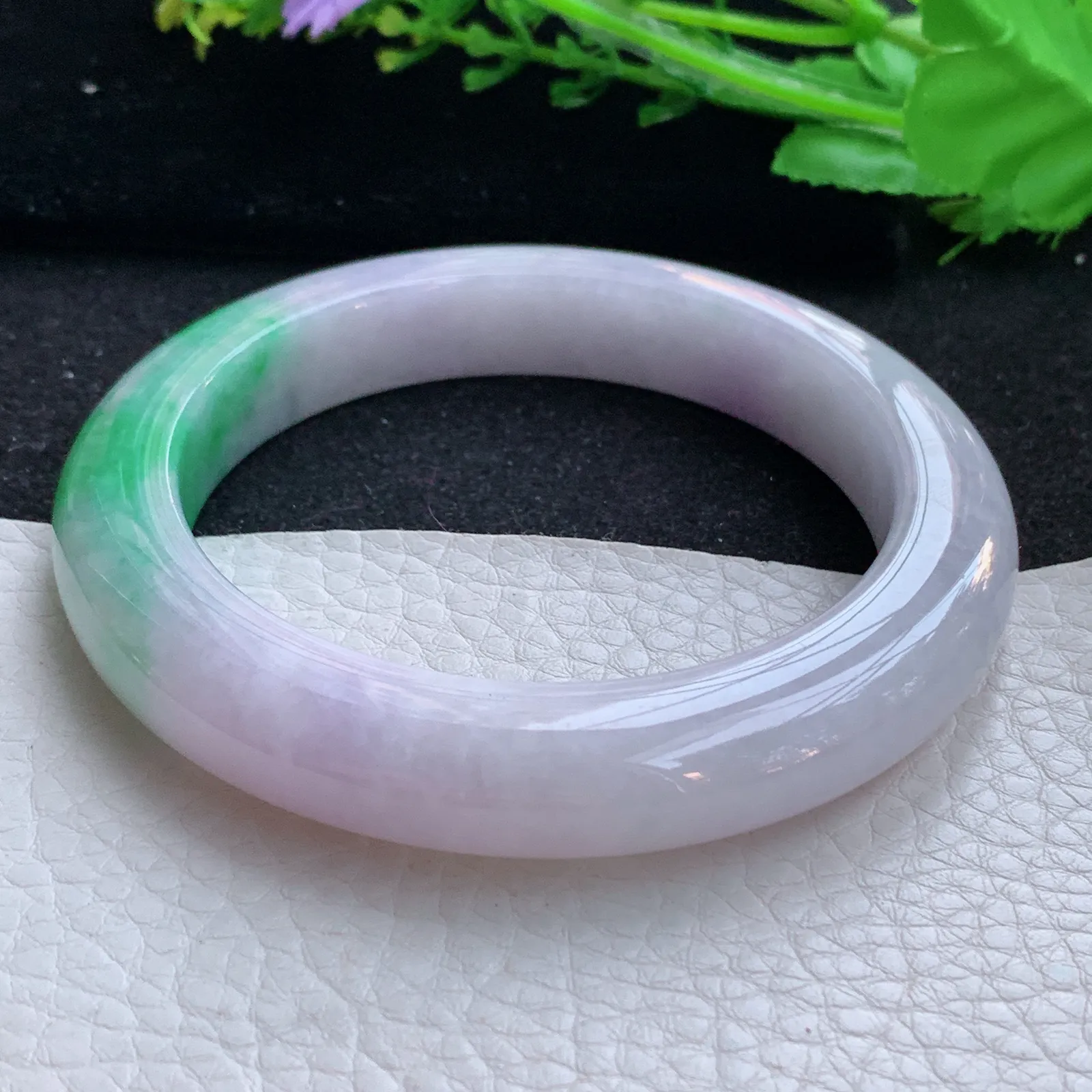 ss大圈口61*12*11平安镯 缅甸翡翠a货玉手镯飘绿厚装宽边玉手环 美人镯