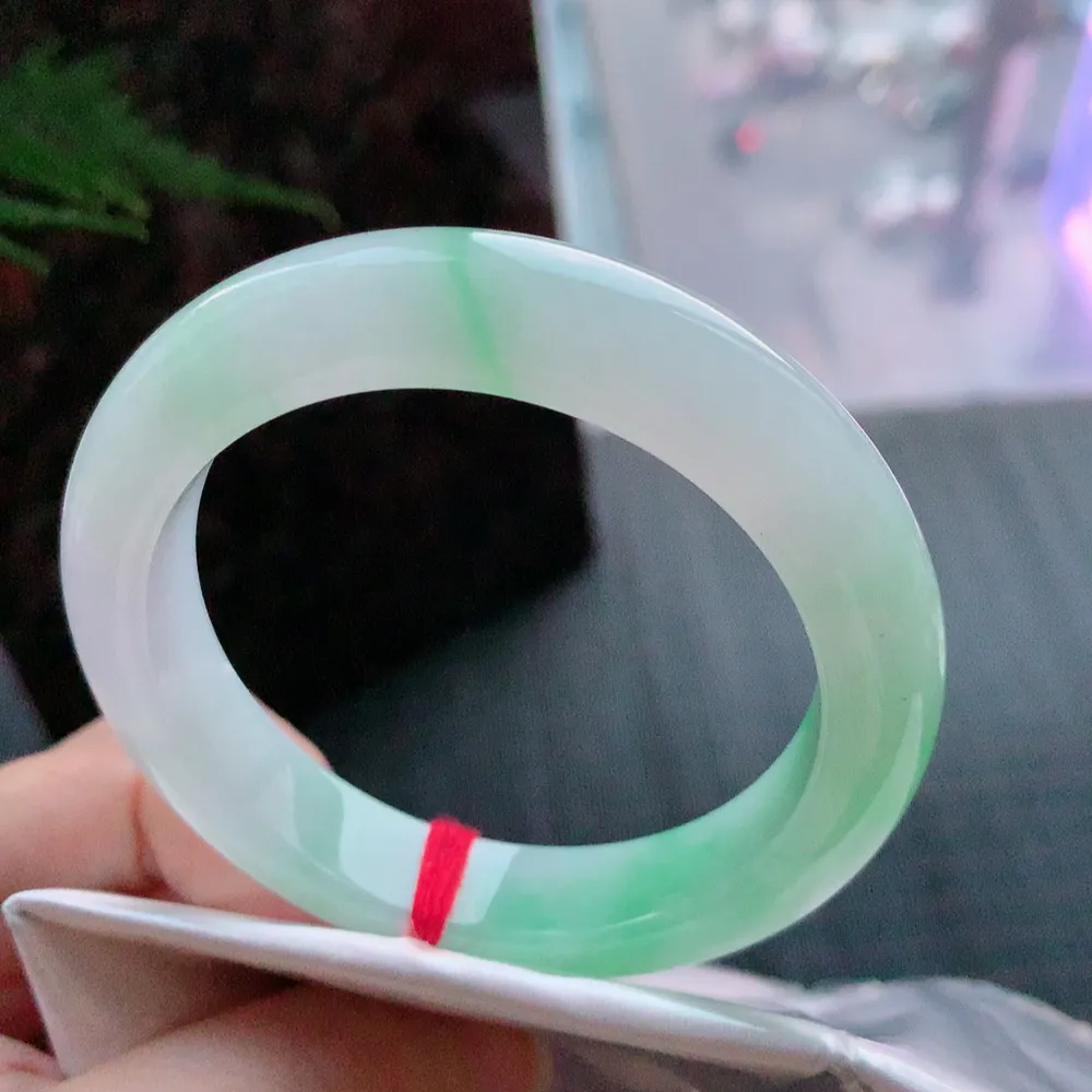 正圈冰阳绿 无瑕 尺寸:55.2/12.1/9.4 色好