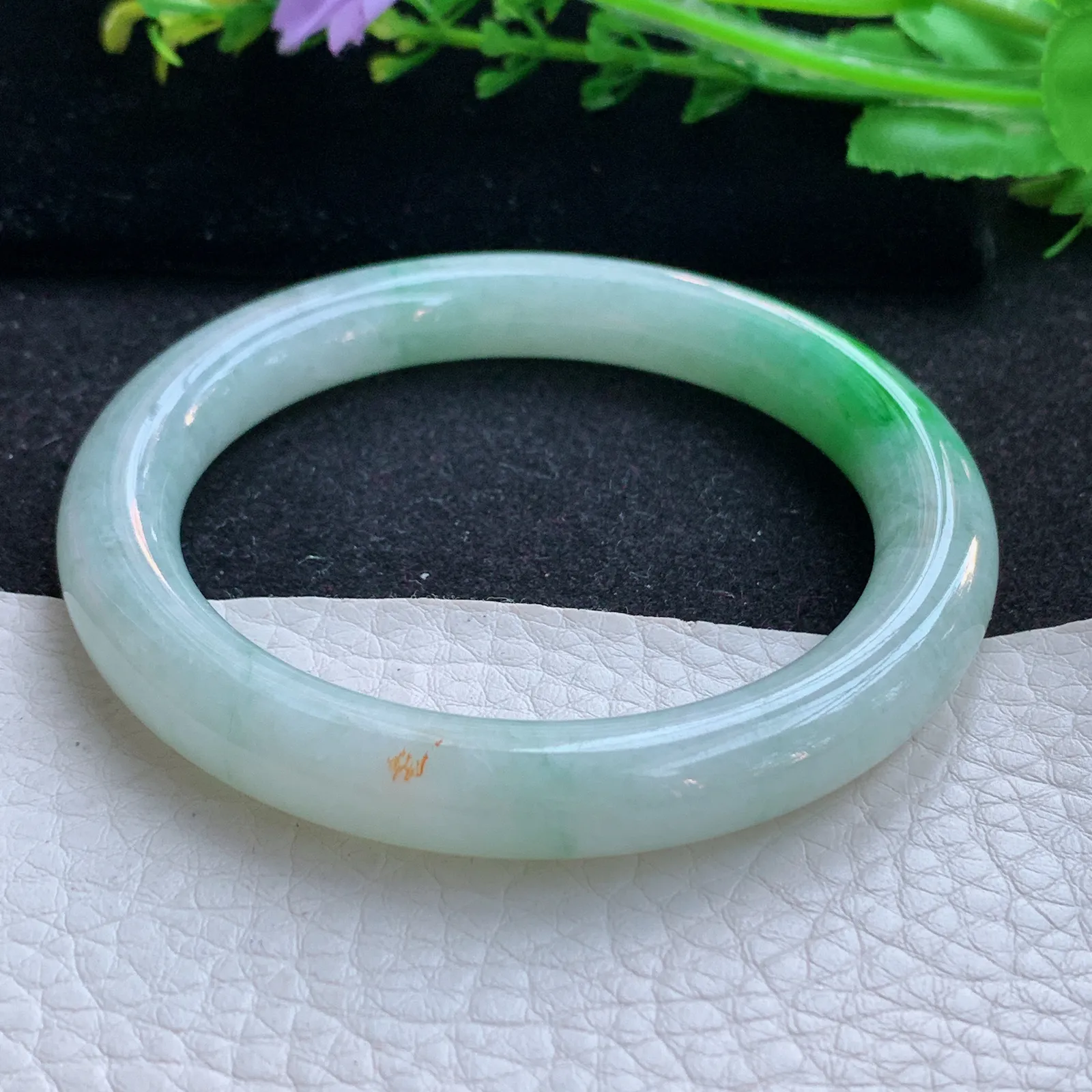 xx自然光55*9.3美人镯 缅甸翡翠a货玉手镯飘阳绿圆条玉手环