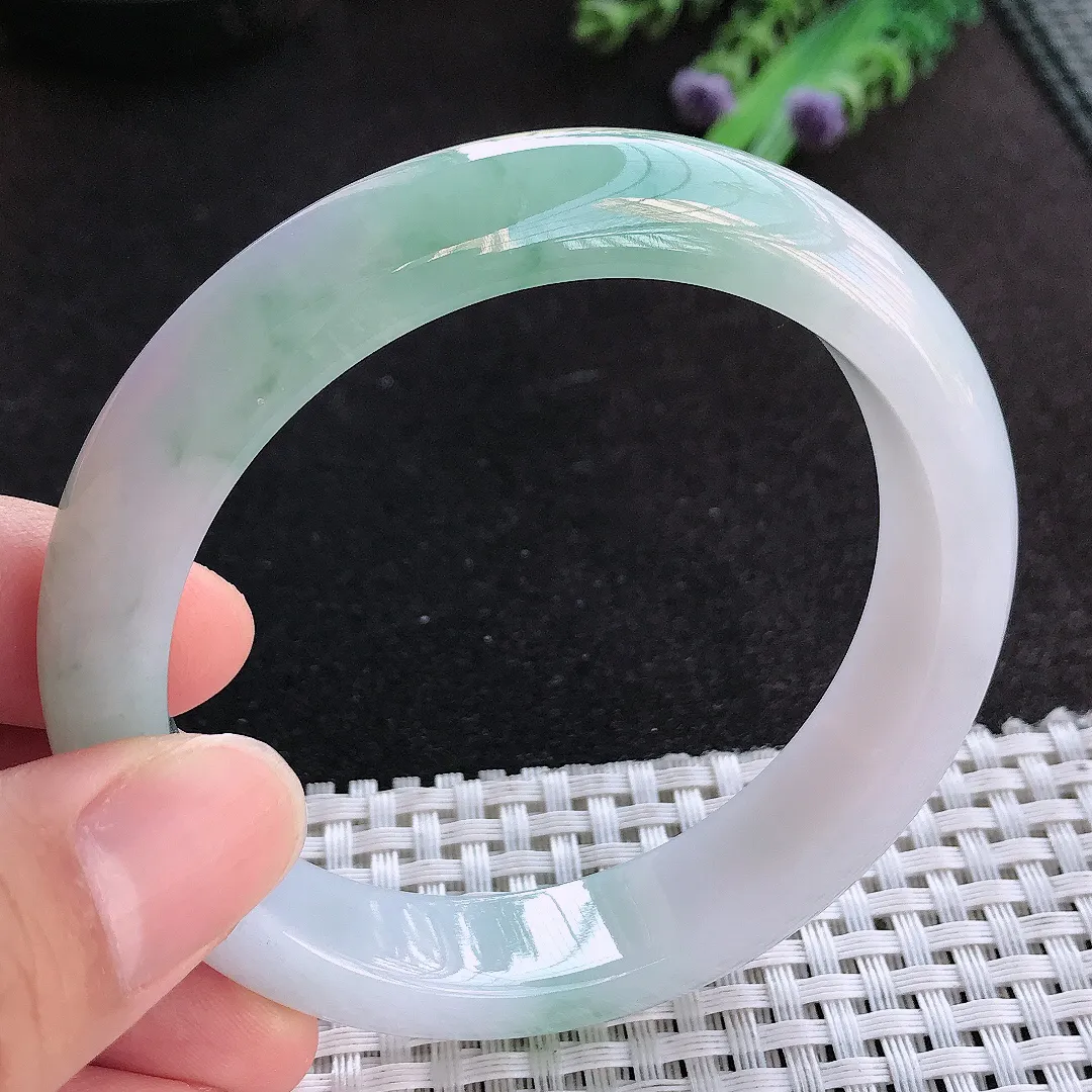 天然a货翡翠58.5/13.1/8.7老坑冰胶春带彩飘花手镯宽边玉手镯