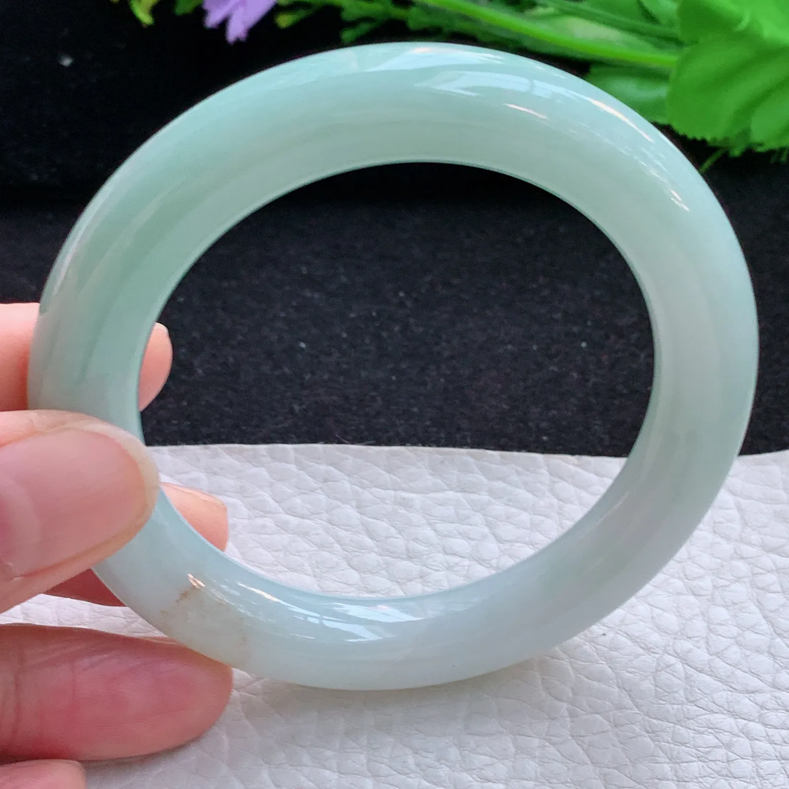 ss自然光54.5*10.9美人镯 缅甸翡翠a货玉手镯清新圆条玉手环 叮当镯