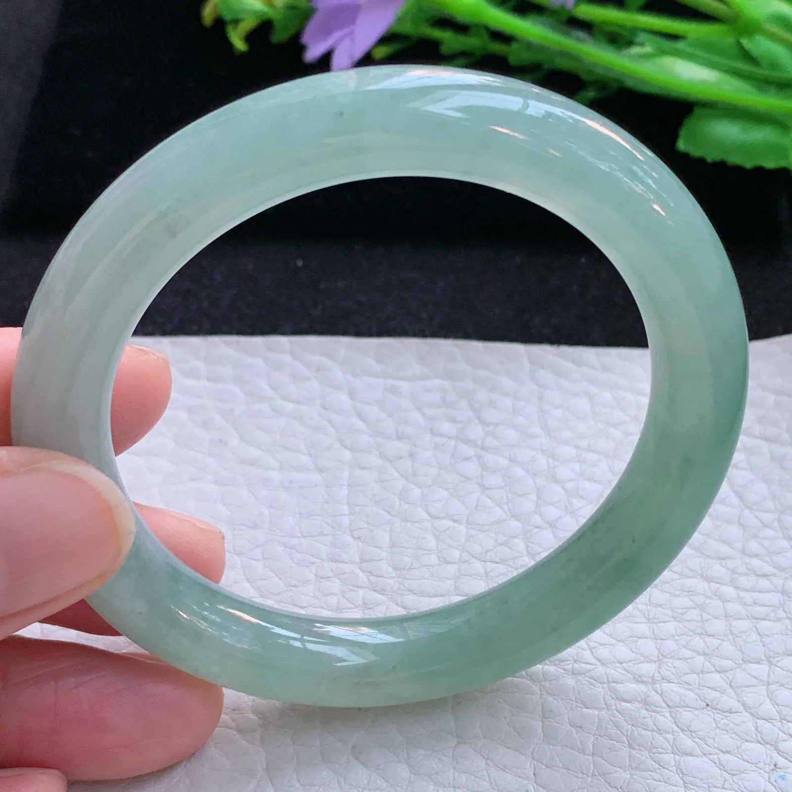 xc自然光54*9.6叮当镯 缅甸翡翠a货玉手镯冰晴秀气圆条玉手环