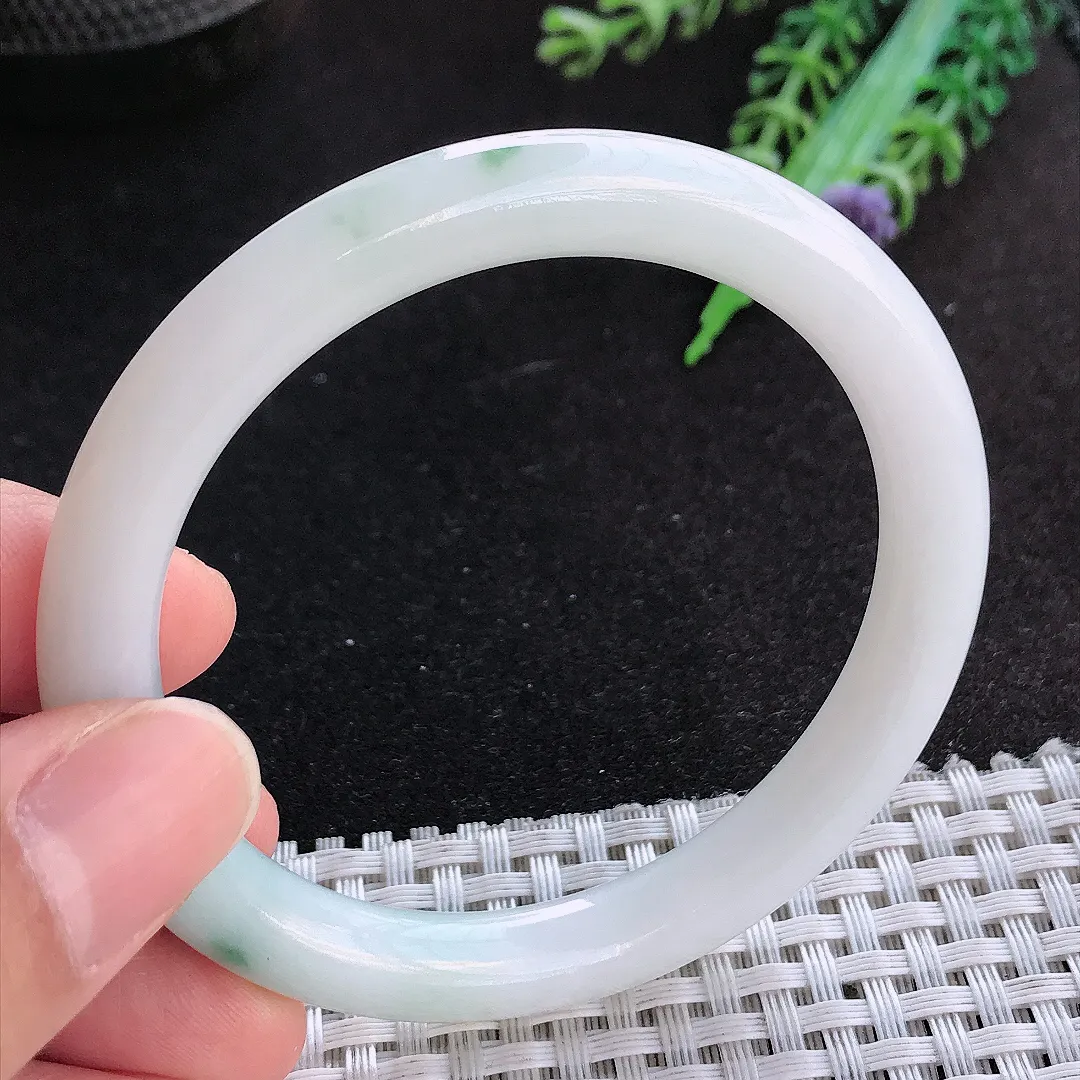 天然a货翡翠54.5/7.9/8.5老坑温润飘花圆条手镯玉手镯