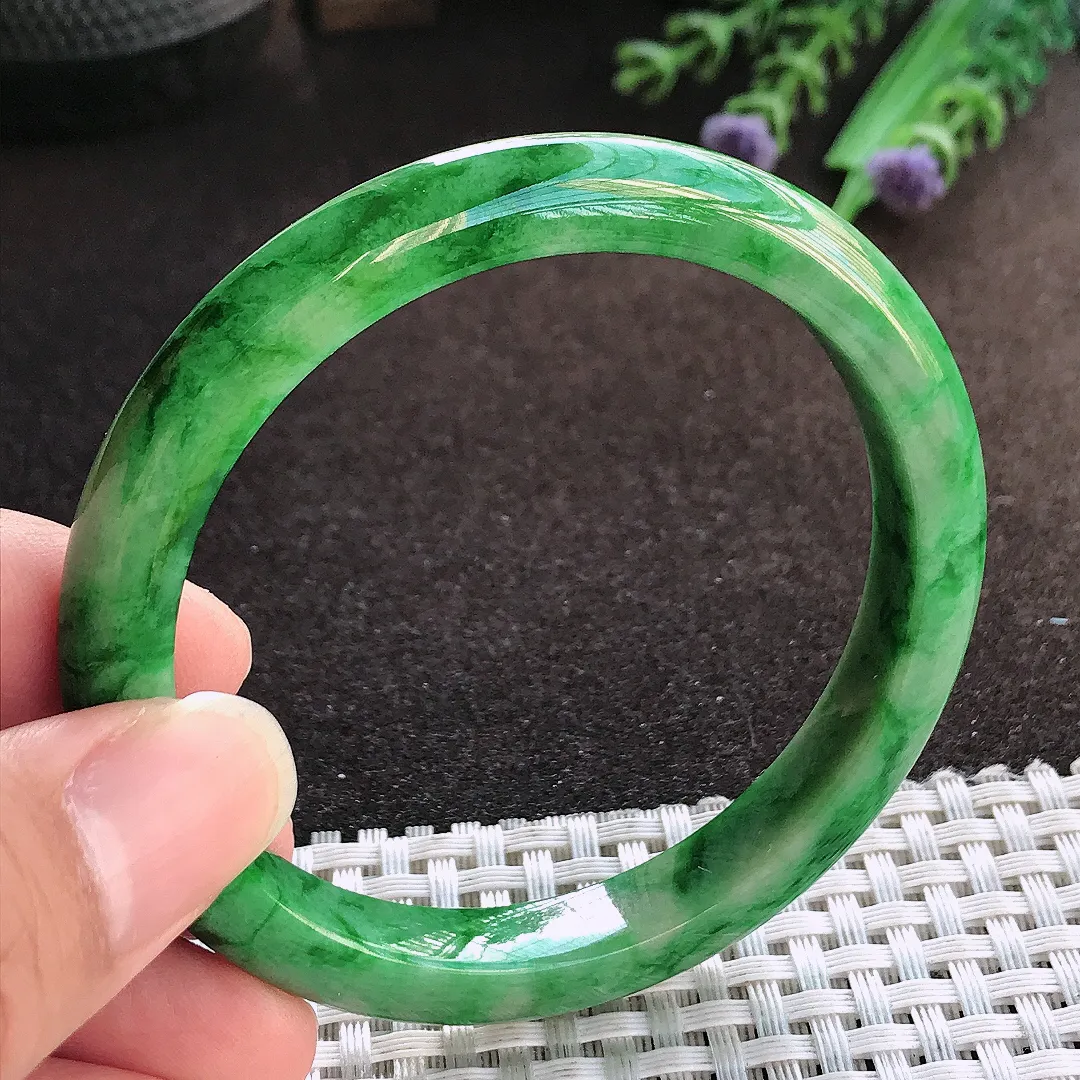 天然a货翡翠56/8.8/7.6老坑精美辣阳绿满绿手镯宽边玉手镯