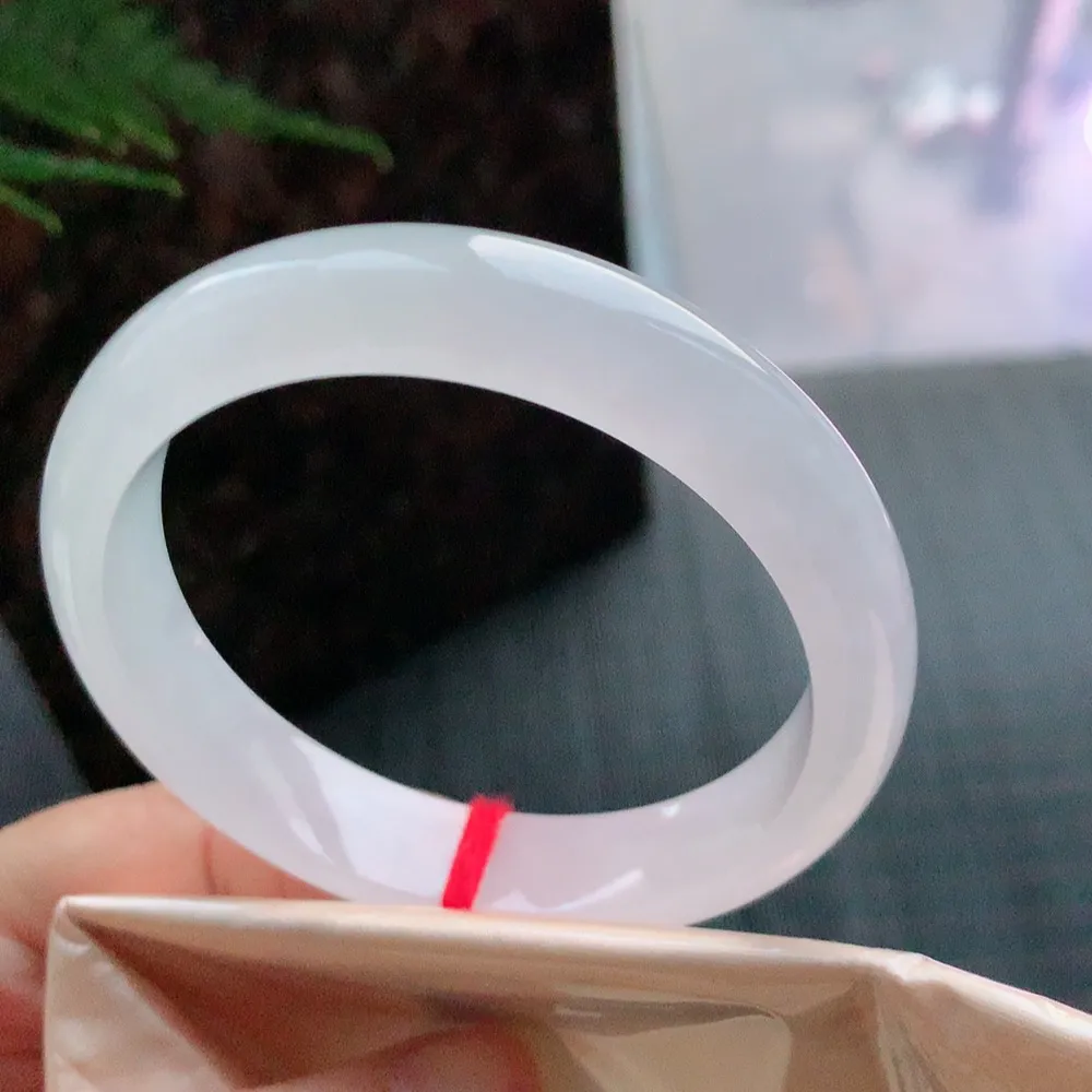 正圈高冰种 无瑕 尺寸:57.1/12.4/7.6 种水好🥰🥰