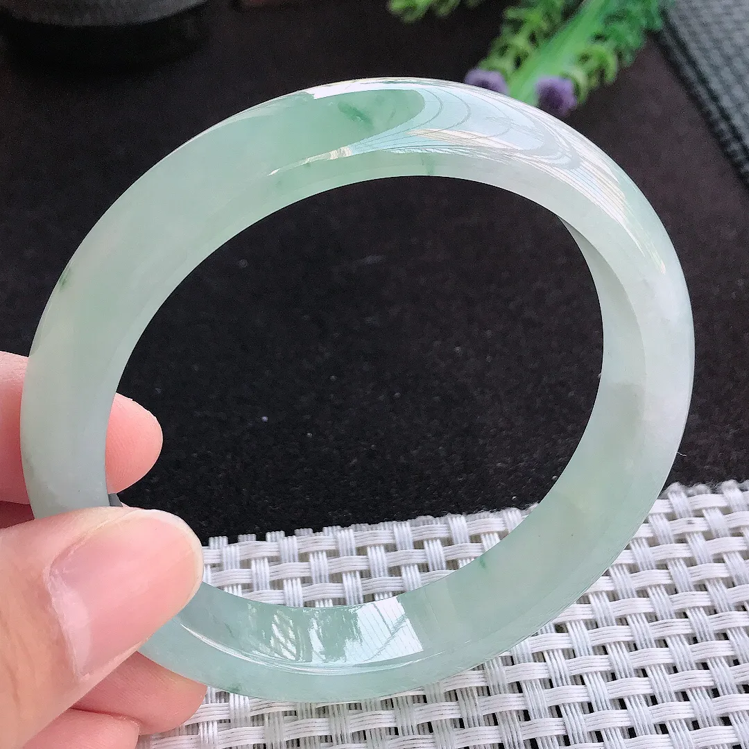 天然a货翡翠61.5/13.1/8.5老坑冰透果冻胶飘花手镯宽边玉手镯