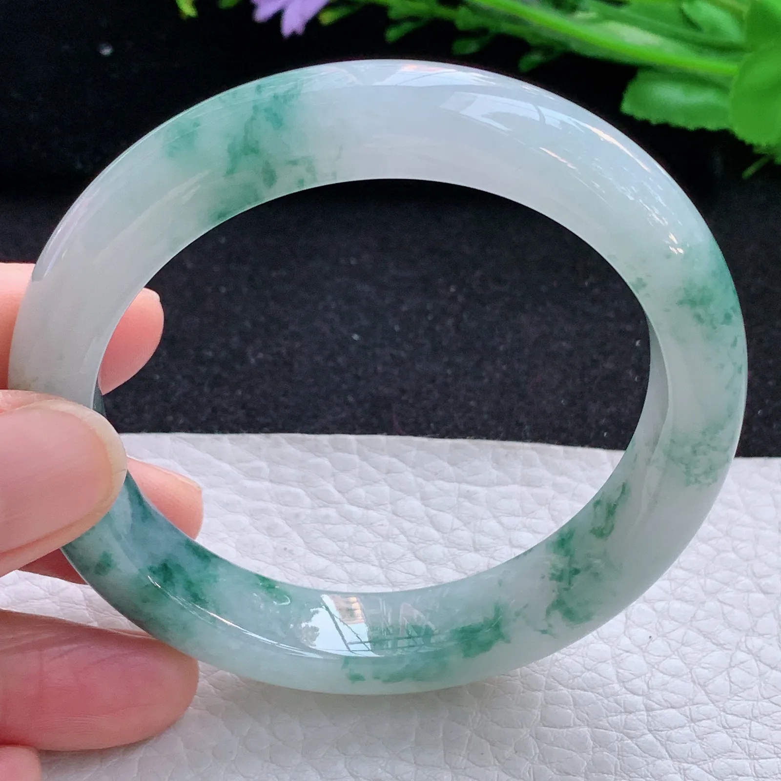 faa自然光56.8*12*9平安镯 缅甸翡翠a货玉手镯冰飘花宽边玉手环