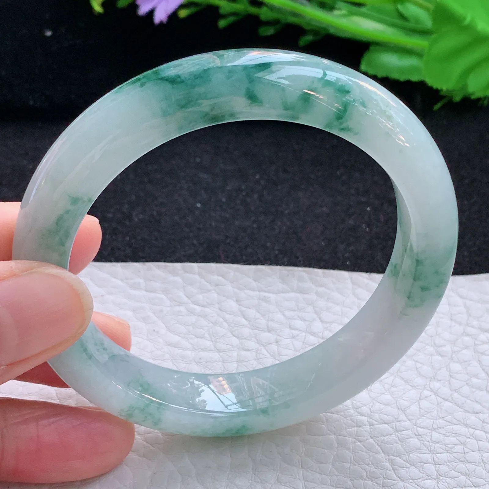 faa自然光56.8*12*9平安镯 缅甸翡翠a货玉手镯冰飘花宽边玉手环