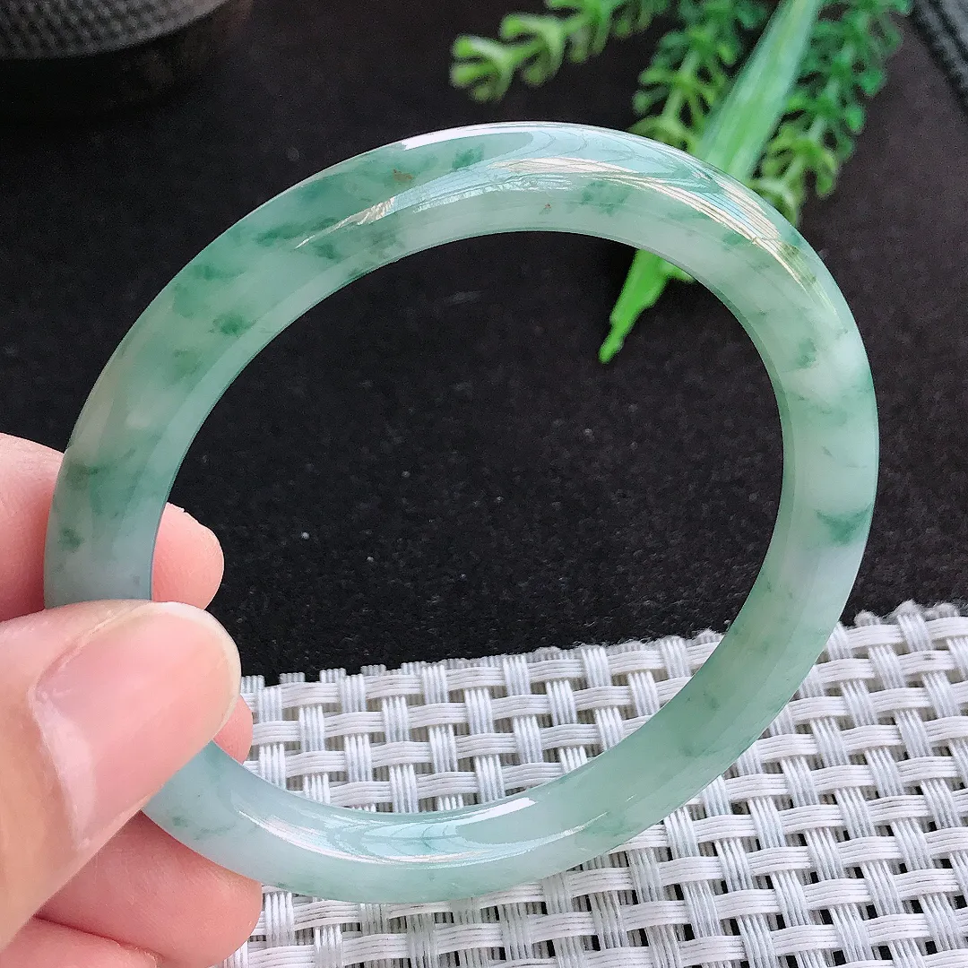 天然a货翡翠54.5/7.4/8老坑冰润起胶飘花圆条手镯玉手镯