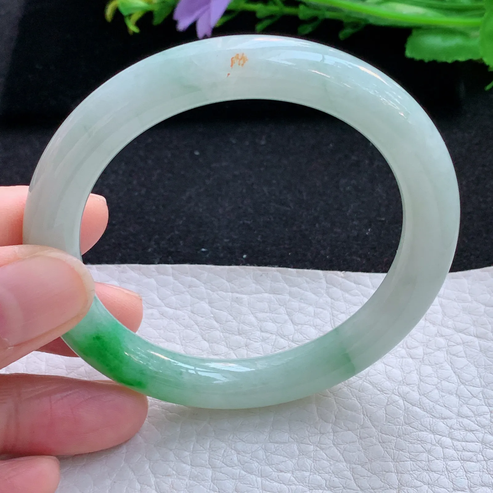 xx自然光55*9.3美人镯 缅甸翡翠a货玉手镯飘阳绿圆条玉手环