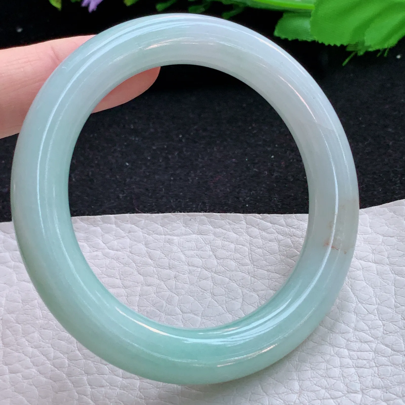 ss自然光54.5*10.9美人镯 缅甸翡翠a货玉手镯清新圆条玉手环 叮当镯