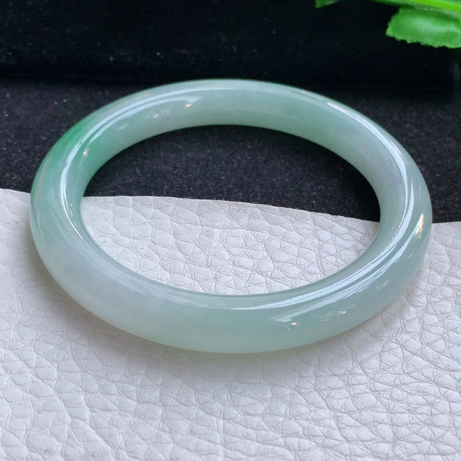 faa小圈口52.8*8.5叮当镯 缅甸翡翠a货玉手镯飘绿清新圆条玉手环 美人镯