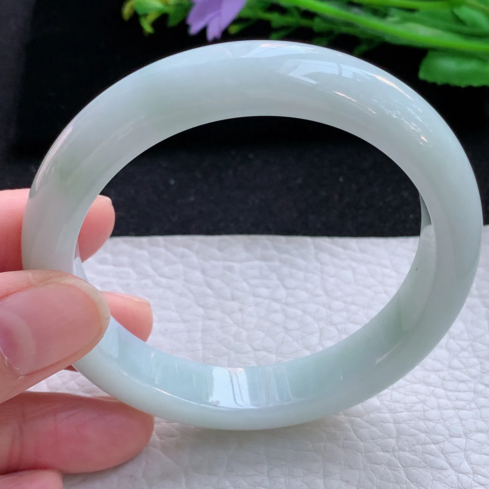 hy自然光57.5*12.3*8.5平安镯 缅甸翡翠a货玉手镯浅绿宽边玉手环