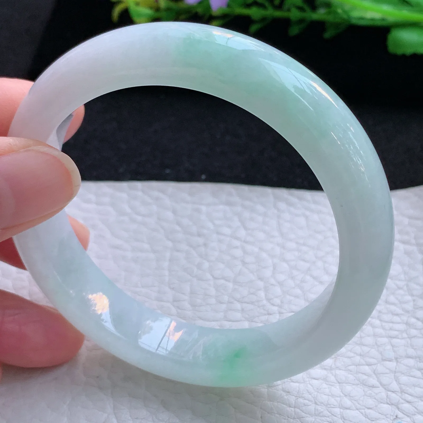 ay自然光56.5*12.8*8.5平安镯 缅甸翡翠a货玉手镯清新宽边玉手环