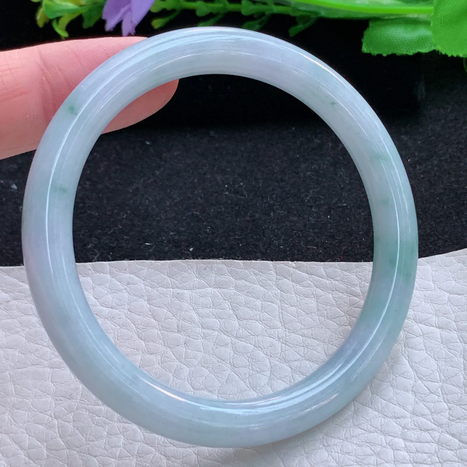 xx自然光54*6.8*7.6美人镯 缅甸翡翠a货玉手镯飘花圆条玉手环 叮当镯