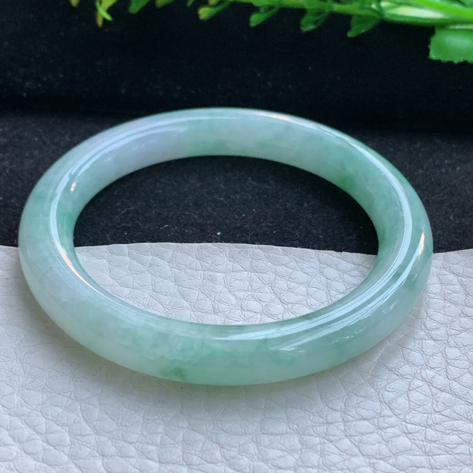 n小圈口52*8.5*8.8叮当镯 缅甸翡翠a货玉手镯飘花圆条玉手环 美人镯