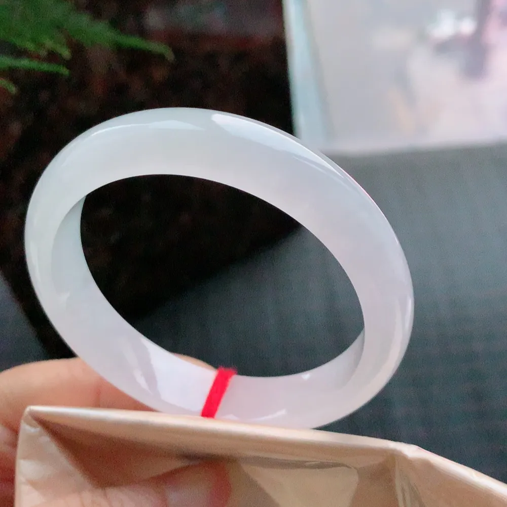 正圈高冰种 无瑕 尺寸:57.1/12.4/7.6 种水好🥰🥰